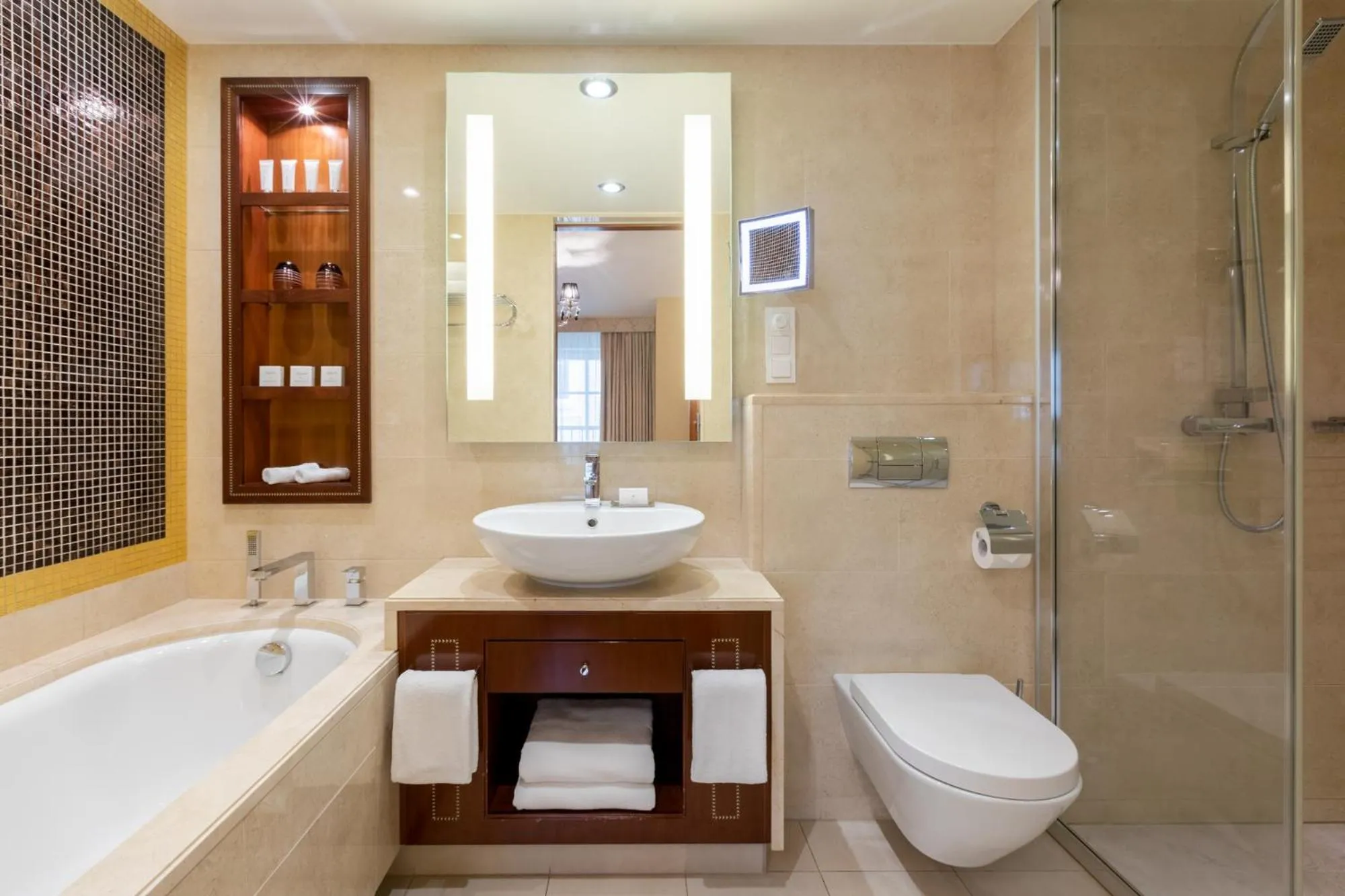 Shower in Grand Hotel Kempinski Vilnius