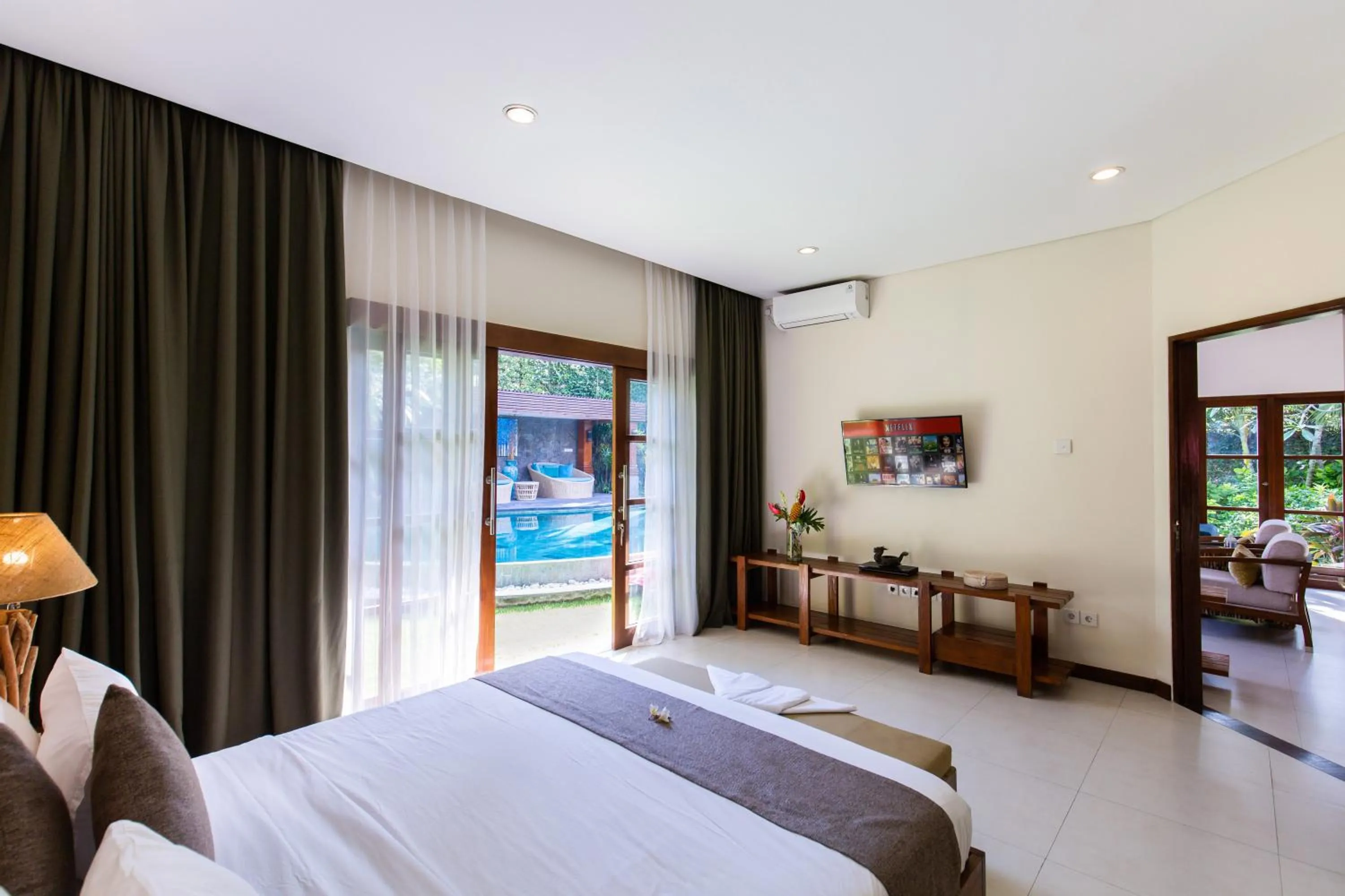 Bed in Delight ART Villas