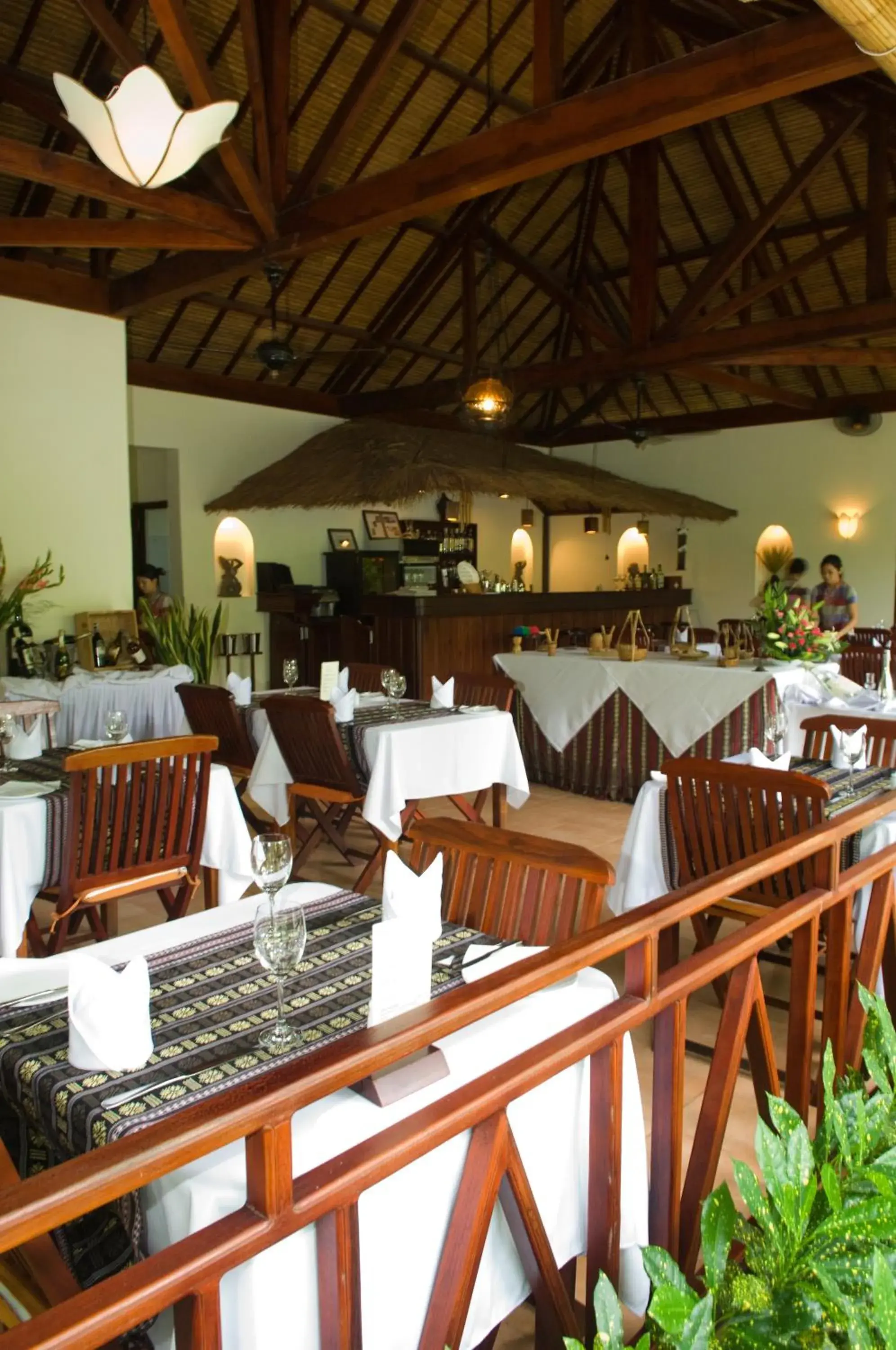 Restaurant/places to eat in Cham Villas Resort Restaurant/places to eat in Cham Villas Resort