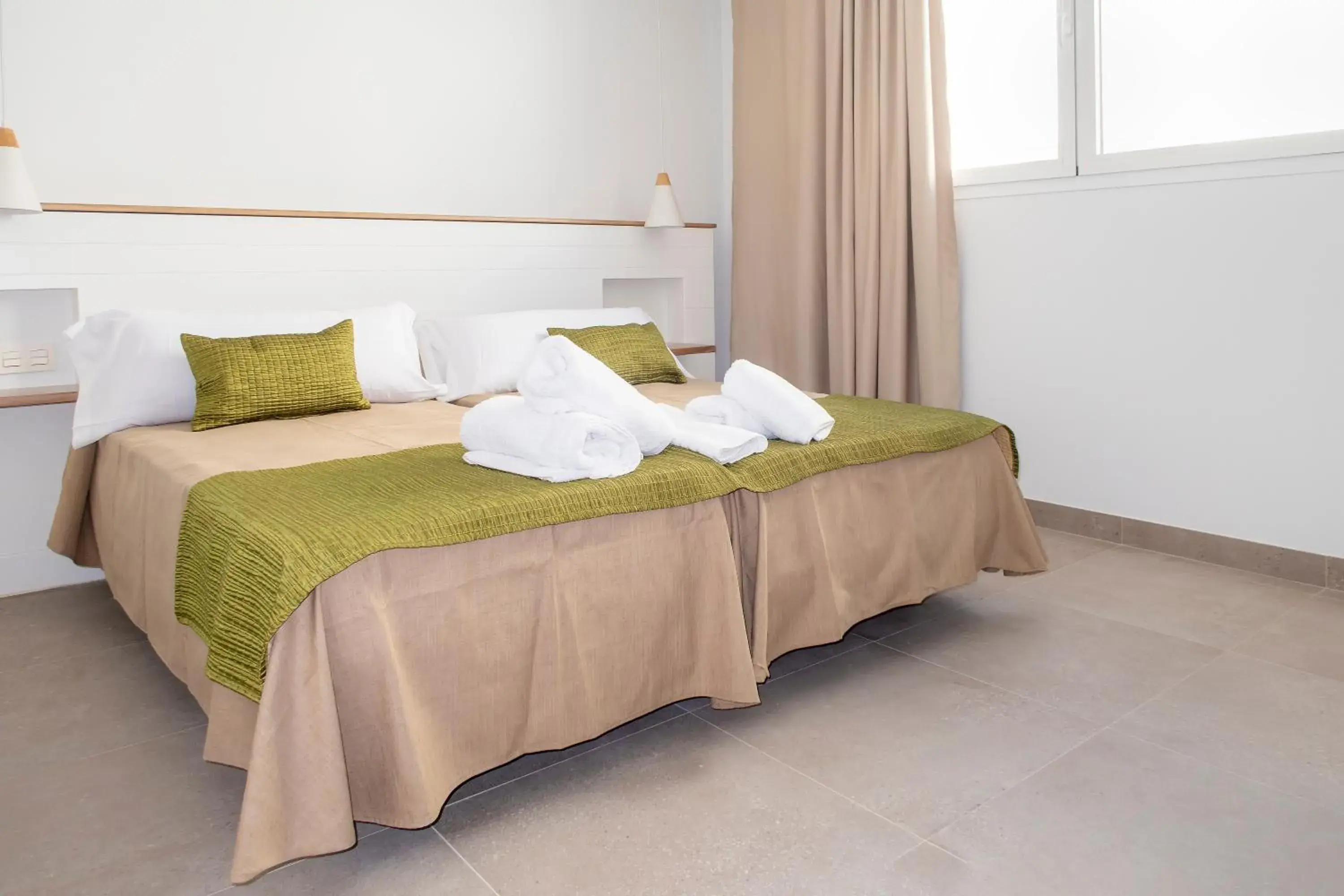 Bedroom, Bed in Hotel Senderos Bedroom, Bed in Hotel Senderos