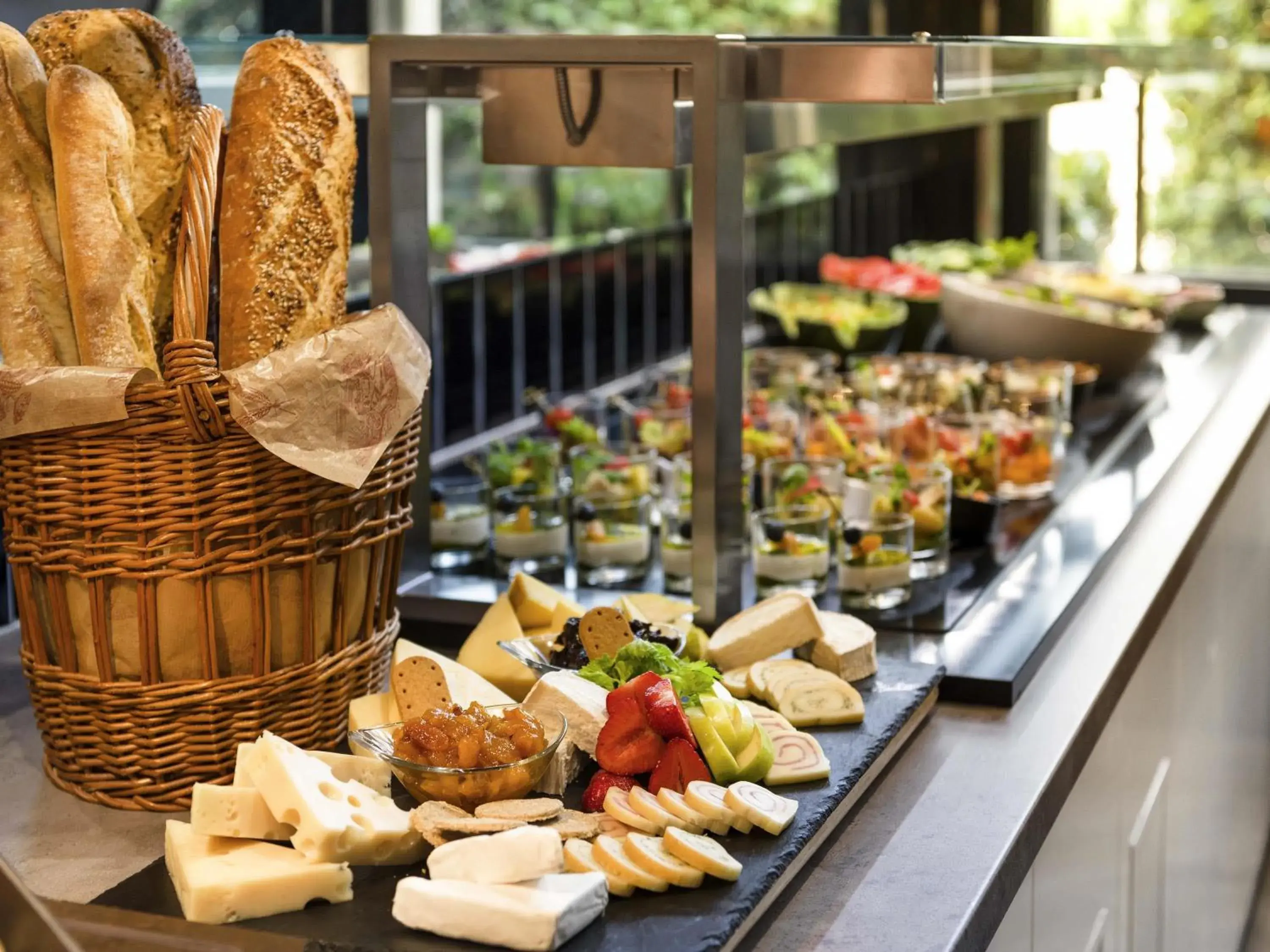 Restaurant/places to eat in ibis Budapest Castle Hill Restaurant/places to eat in ibis Budapest Castle Hill