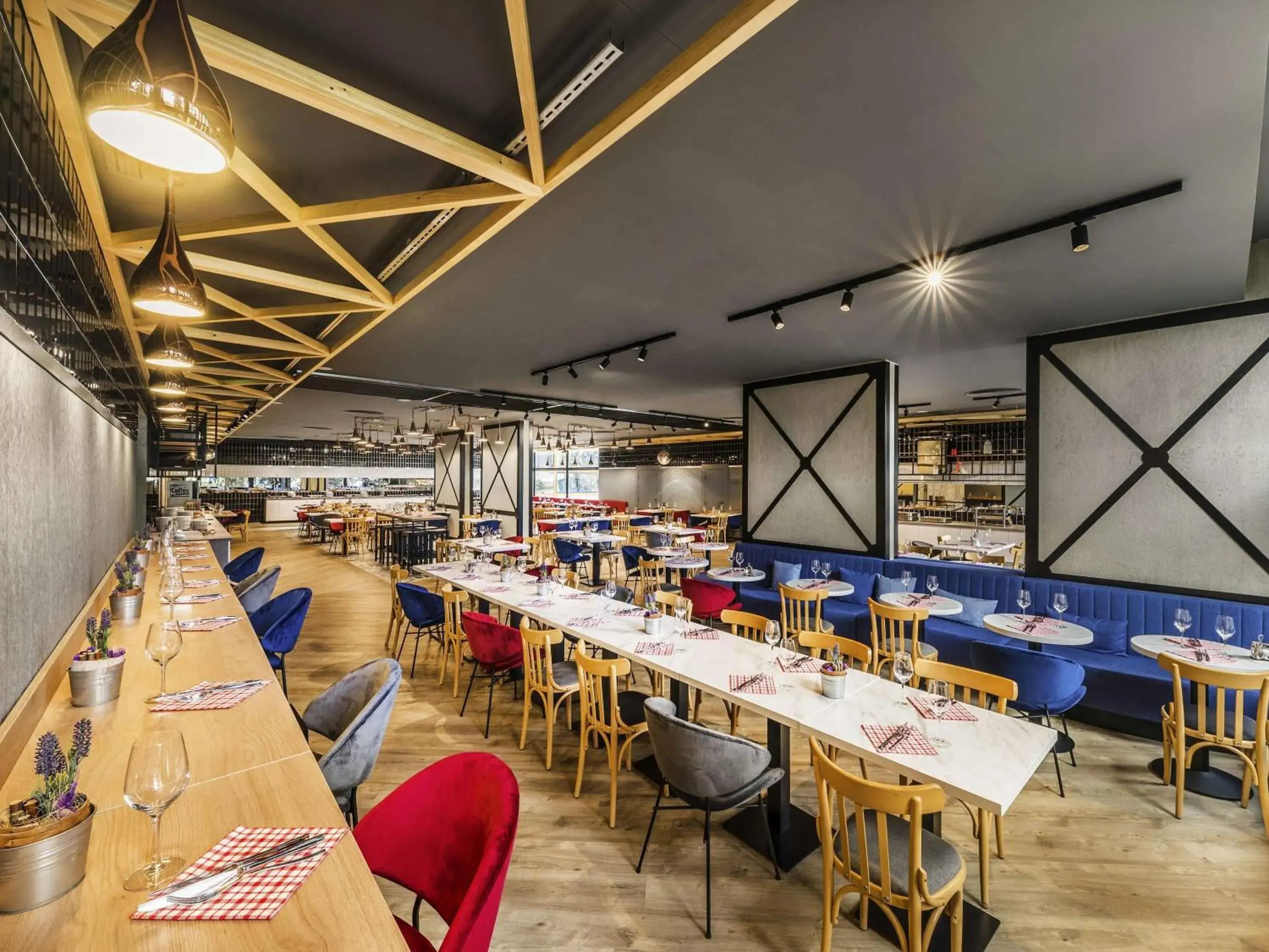 Restaurant/places to eat in ibis Budapest Castle Hill Restaurant/places to eat in ibis Budapest Castle Hill