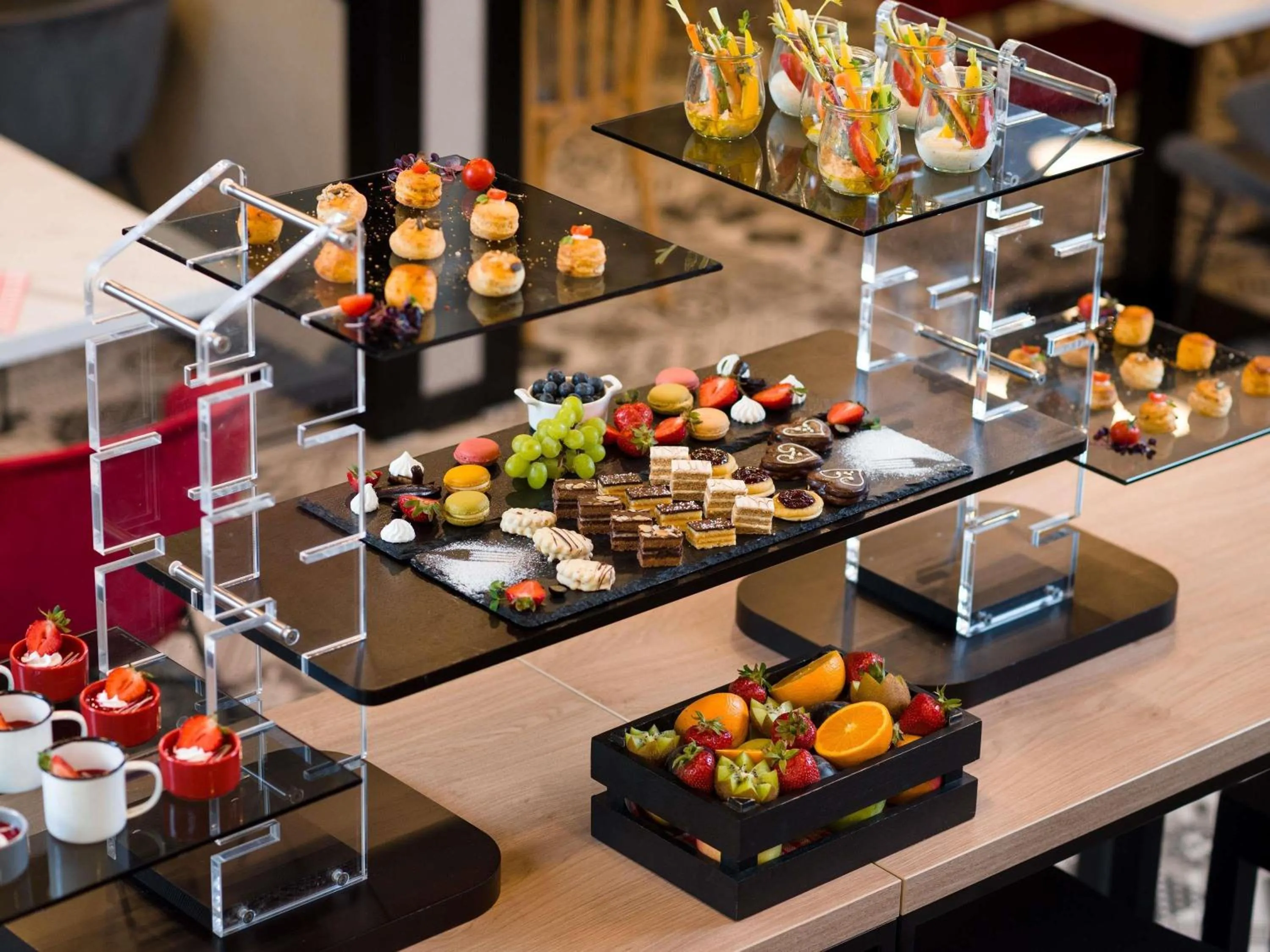 Restaurant/places to eat in ibis Budapest Castle Hill