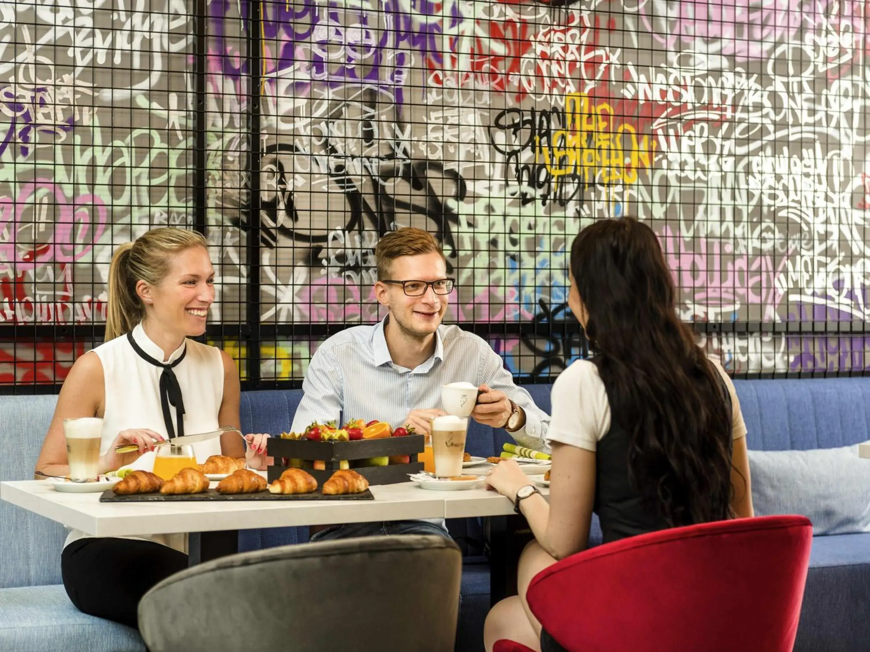 Restaurant/places to eat in ibis Budapest Castle Hill Restaurant/places to eat in ibis Budapest Castle Hill