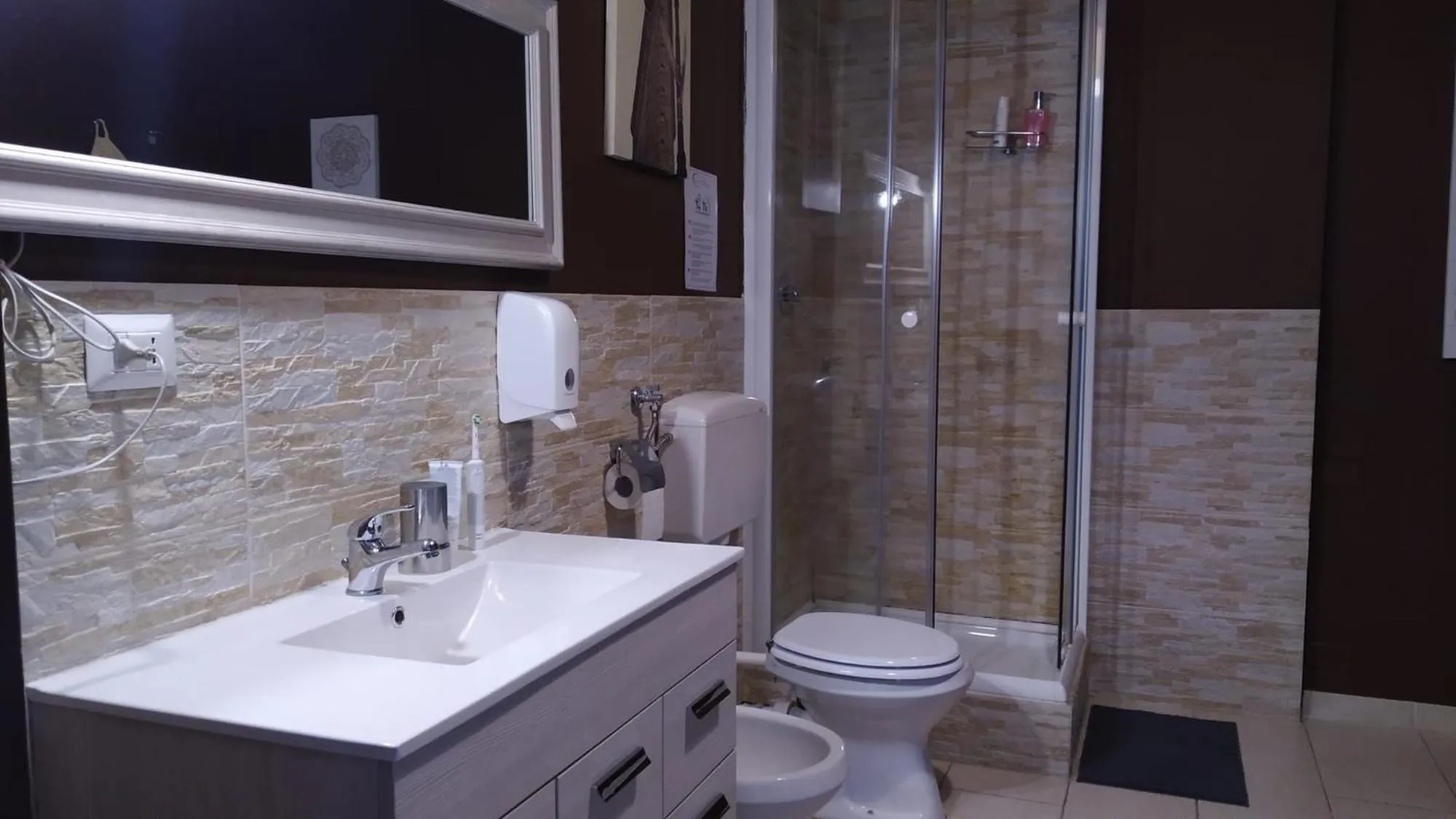 Bathroom in CconfortHotels R&B Dolci Emozioni