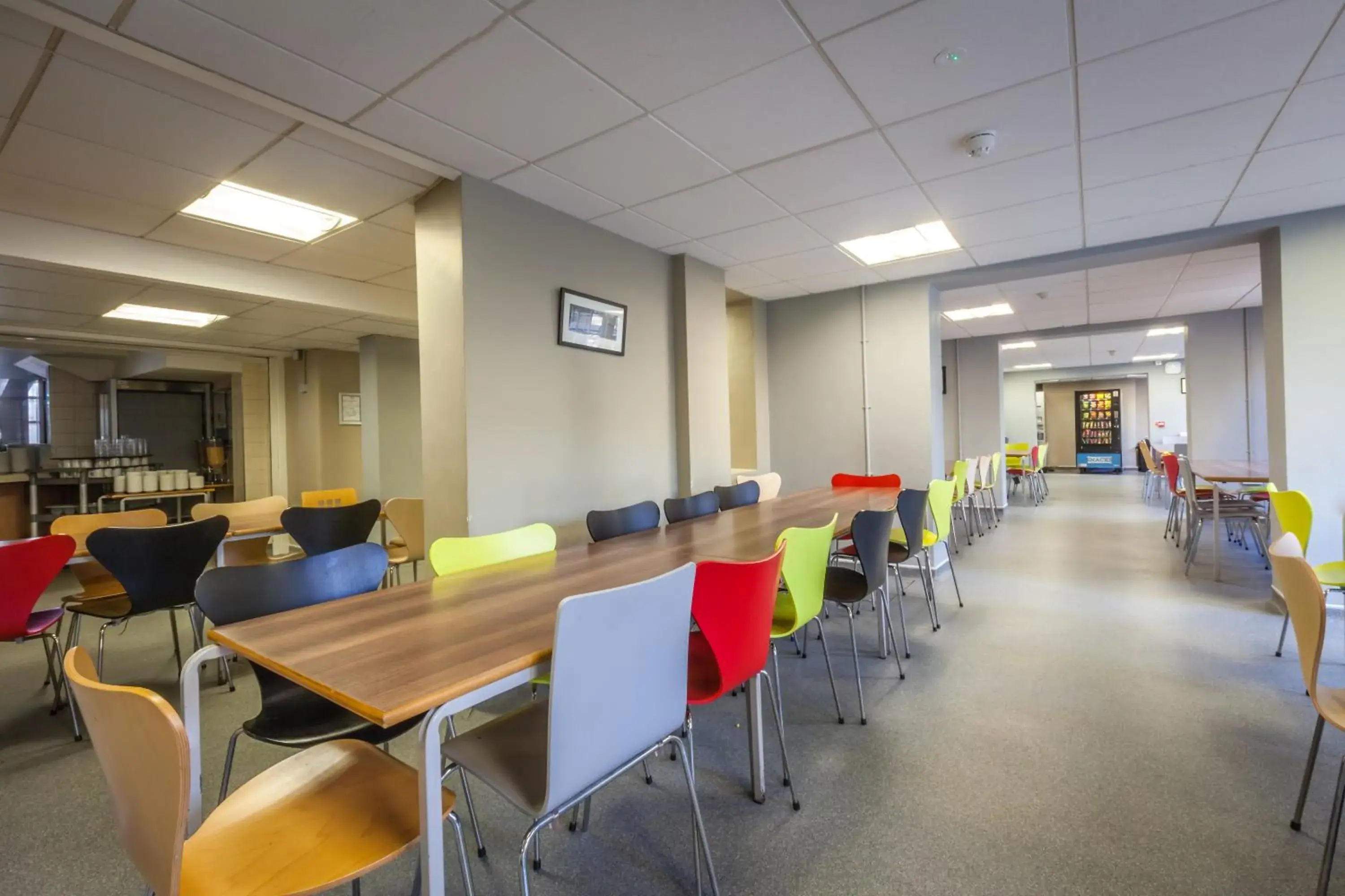 Restaurant/places to eat in LSE Passfield Hall Restaurant/places to eat in LSE Passfield Hall