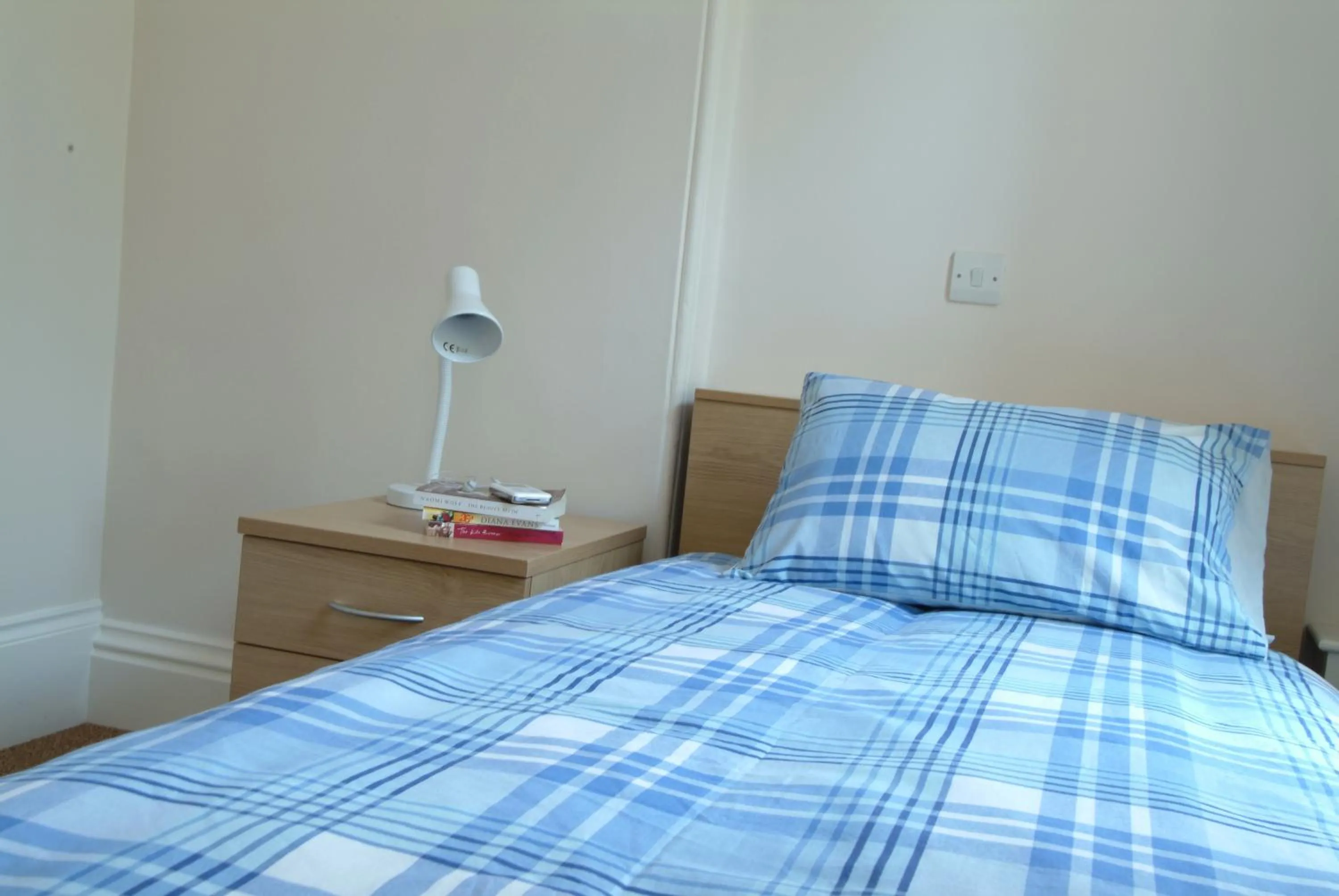 Bed in LSE Passfield Hall