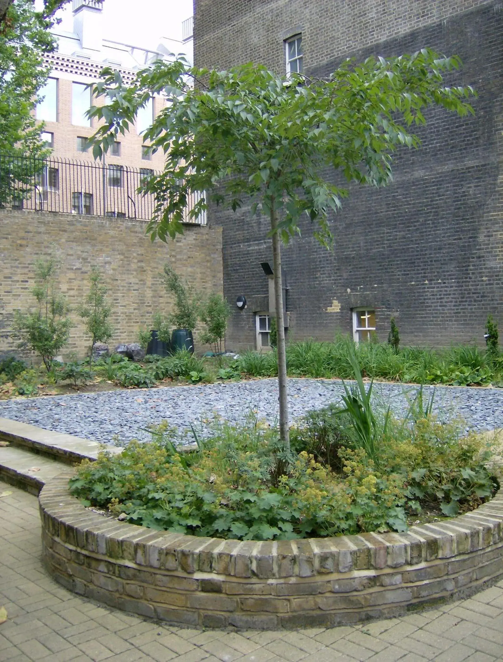 Facade/entrance in LSE Passfield Hall Facade/entrance in LSE Passfield Hall