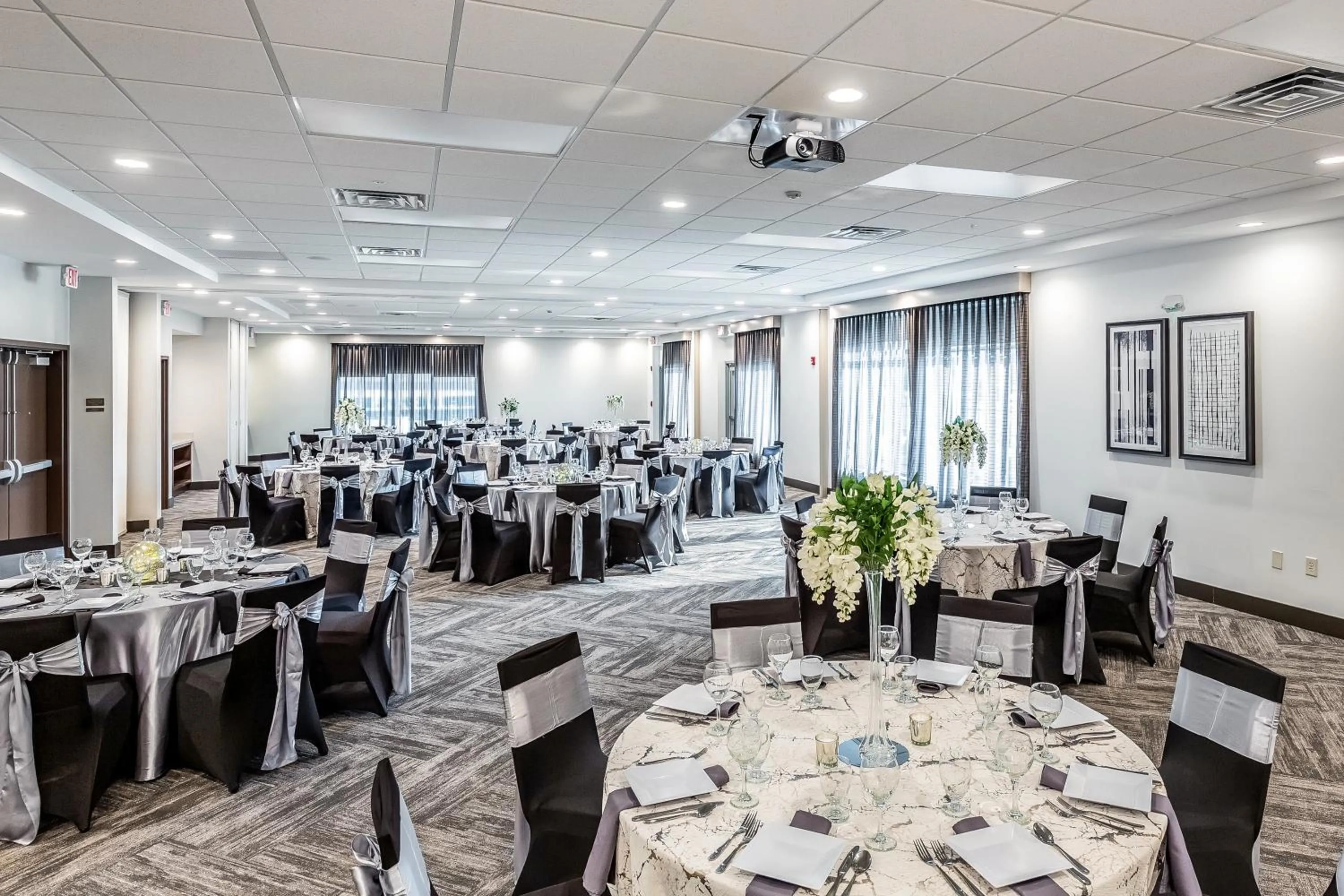 Meeting/conference room in Hyatt Place Hampton Convention Center