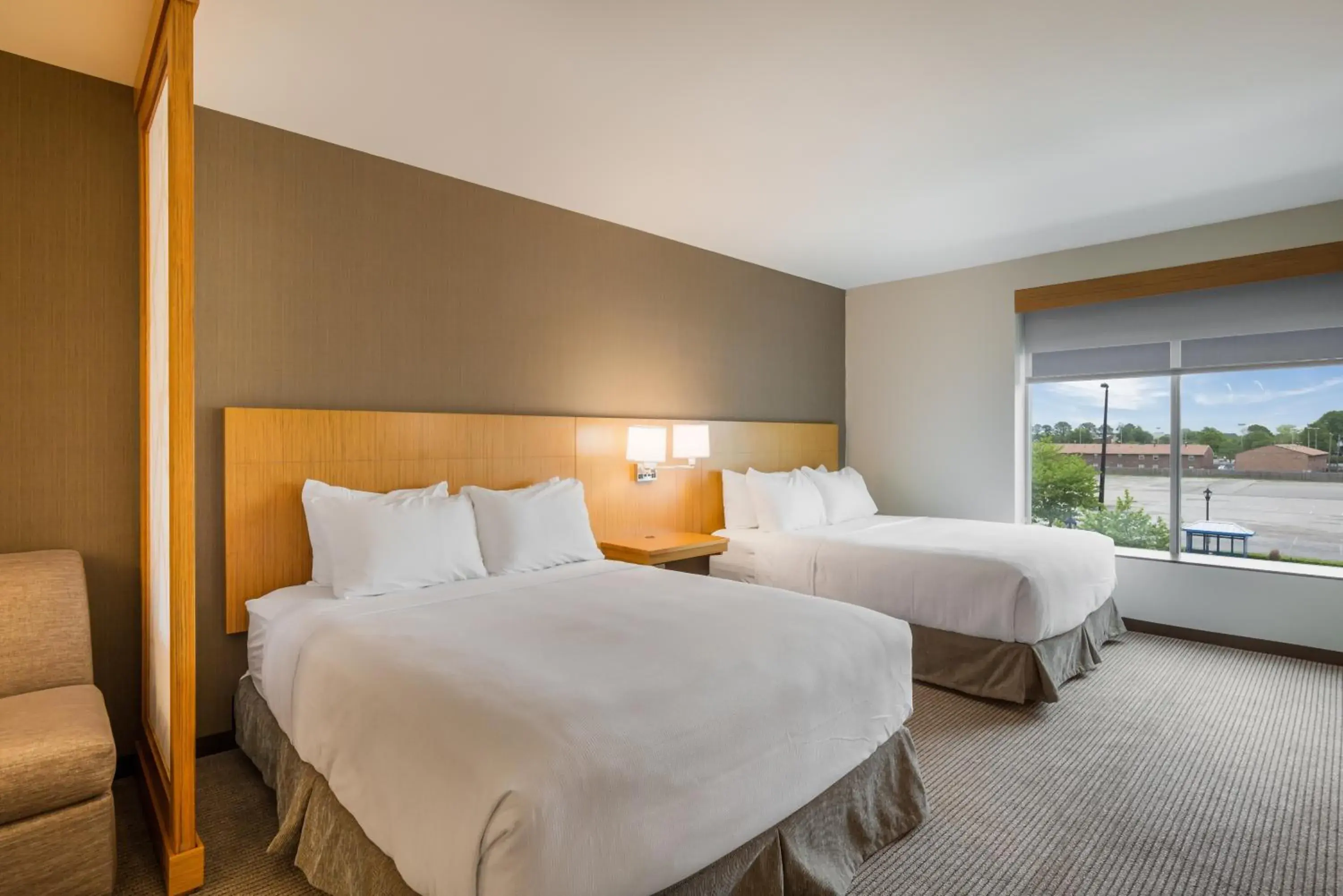 Bed in Hyatt Place Hampton Convention Center Bed in Hyatt Place Hampton Convention Center