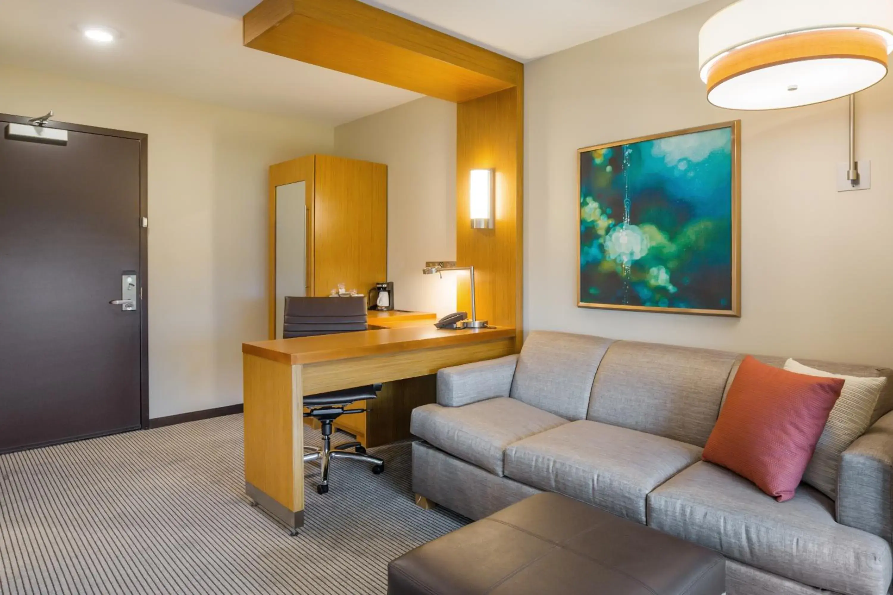 Photo of the whole room in Hyatt Place Hampton Convention Center Photo of the whole room in Hyatt Place Hampton Convention Center