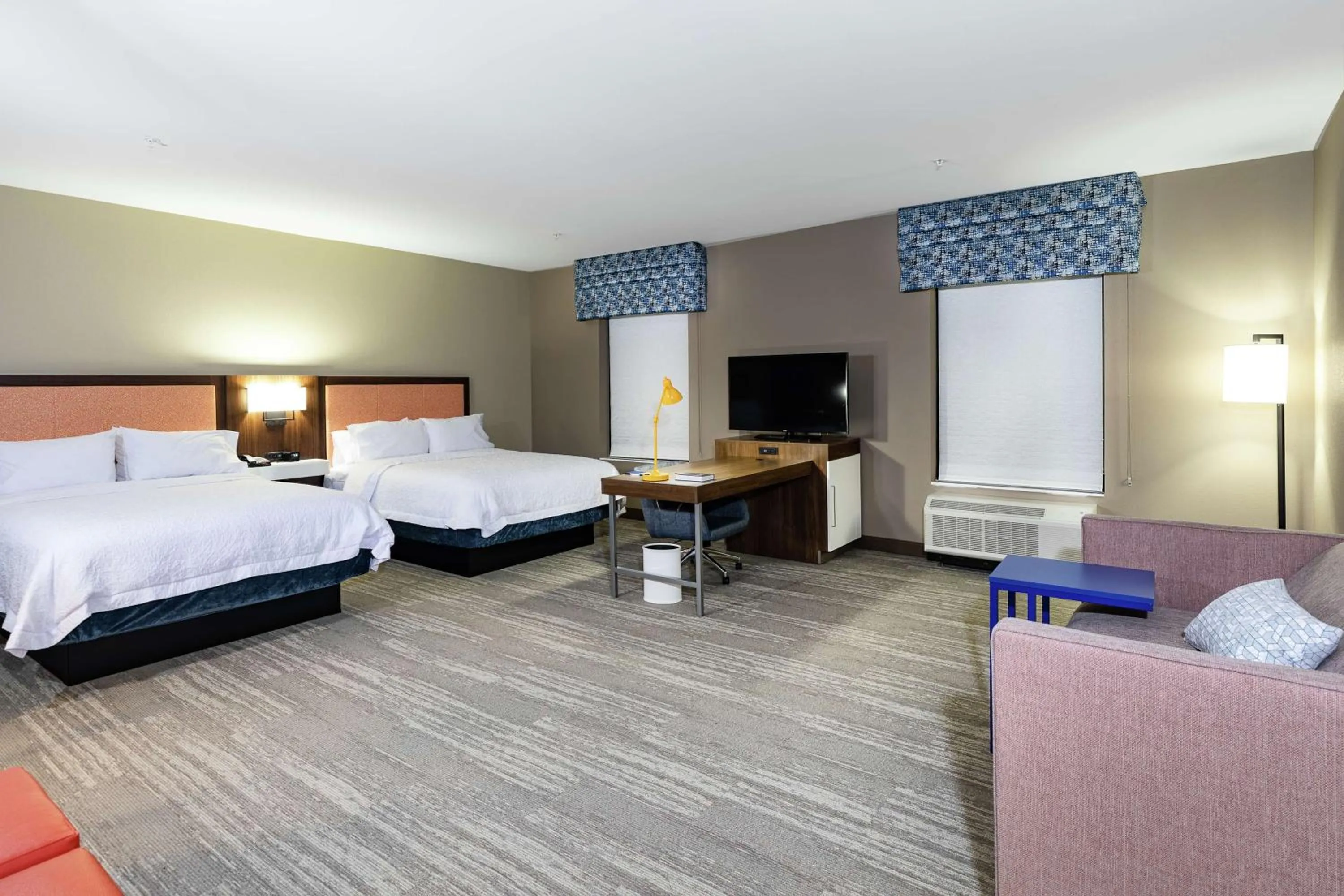 Bedroom, Bed in Hampton Inn & Suites By Hilton-Columbia Killian Road