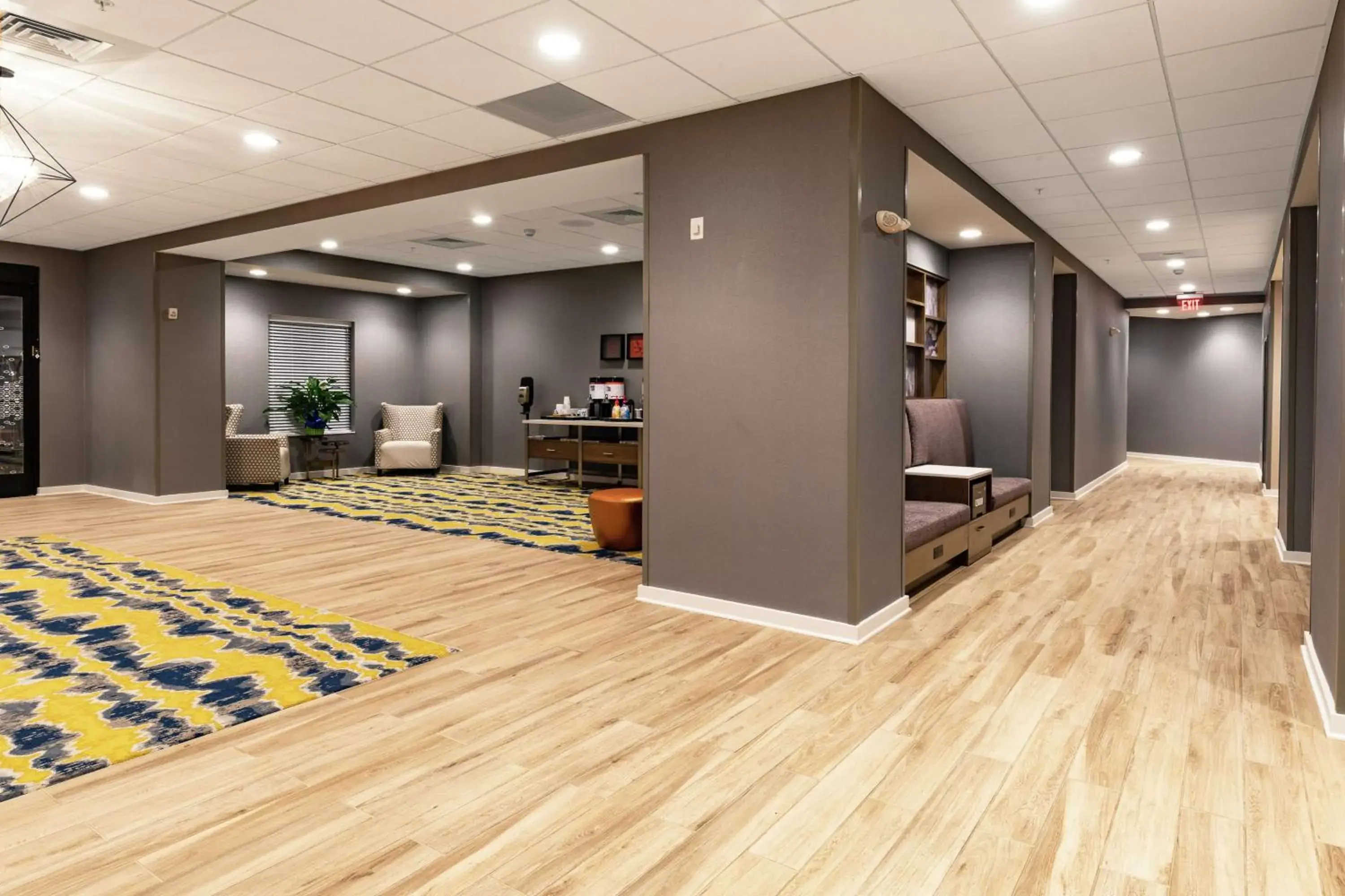 Lobby or reception in Hampton Inn & Suites By Hilton-Columbia Killian Road Lobby or reception in Hampton Inn & Suites By Hilton-Columbia Killian Road