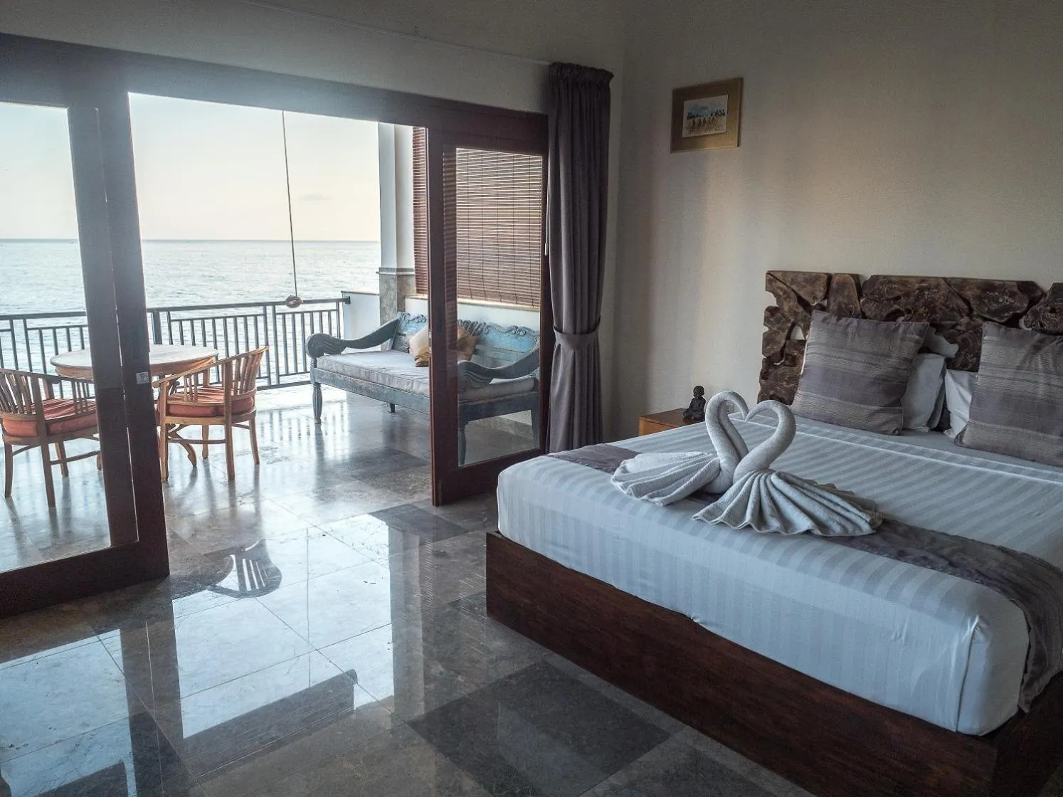 Deluxe Double Room with Balcony and Sea View in Amed Beach Villa