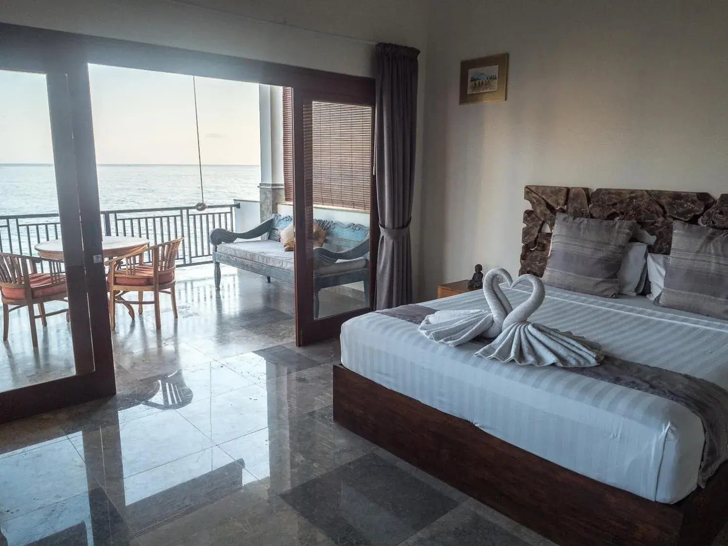 Deluxe Double Room with Balcony and Sea View in Amed Beach Villa Deluxe Double Room with Balcony and Sea View in Amed Beach Villa