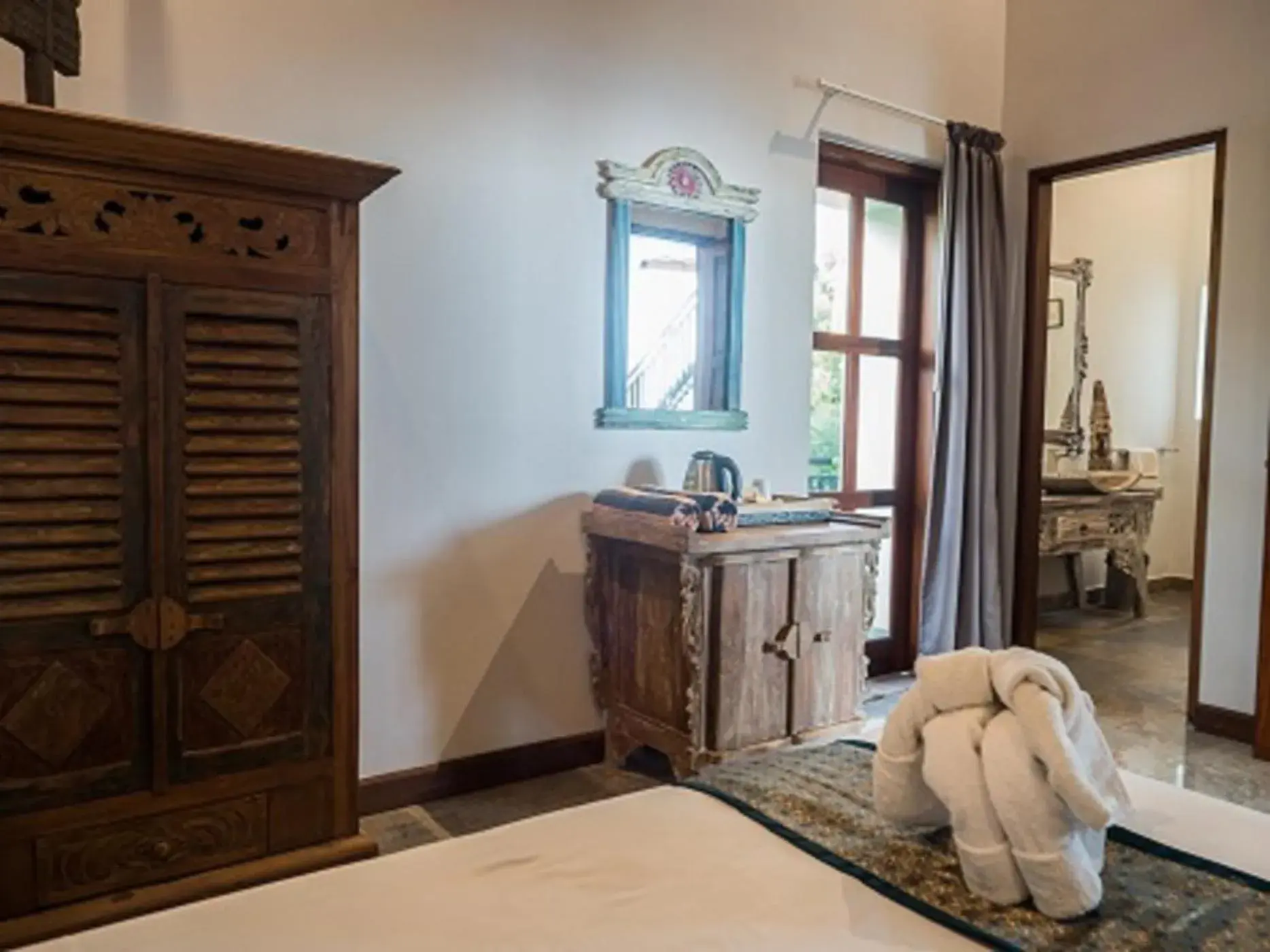 Corner Twin Room in Amed Beach Villa Corner Twin Room in Amed Beach Villa