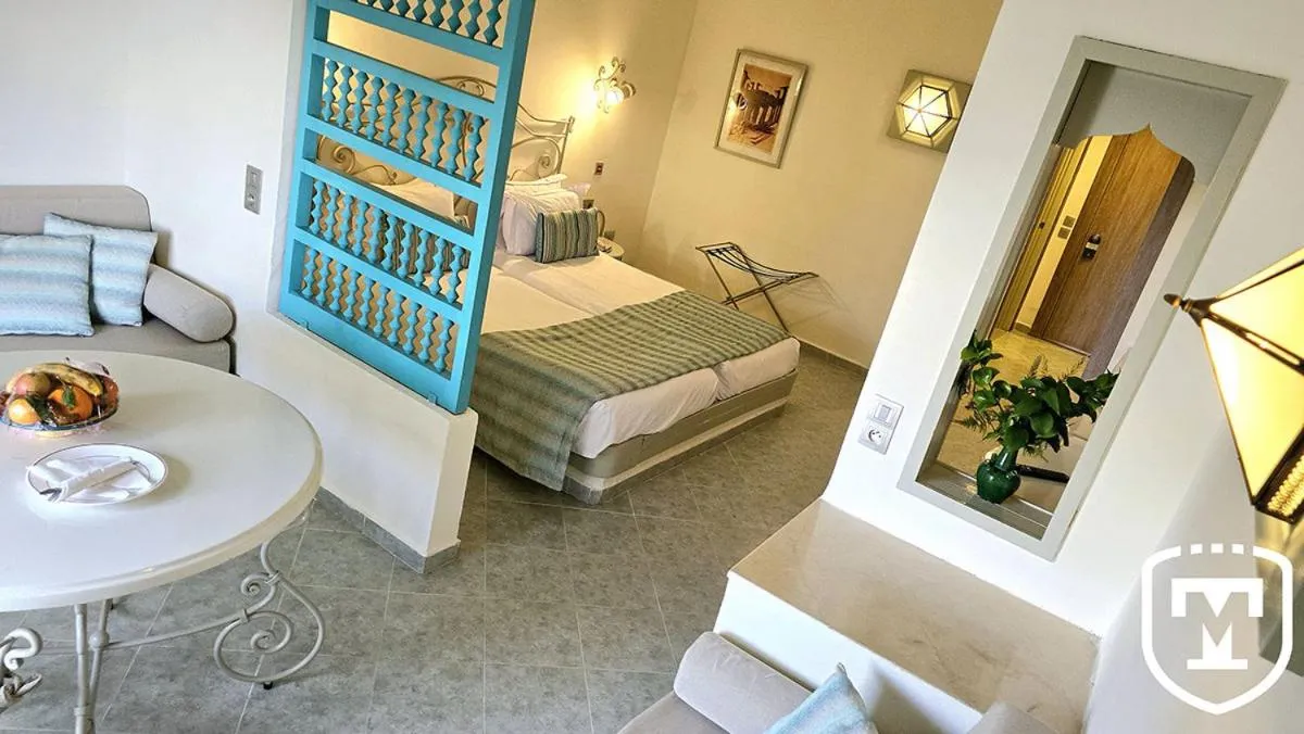 Bed in Hotel La Residence Hammamet