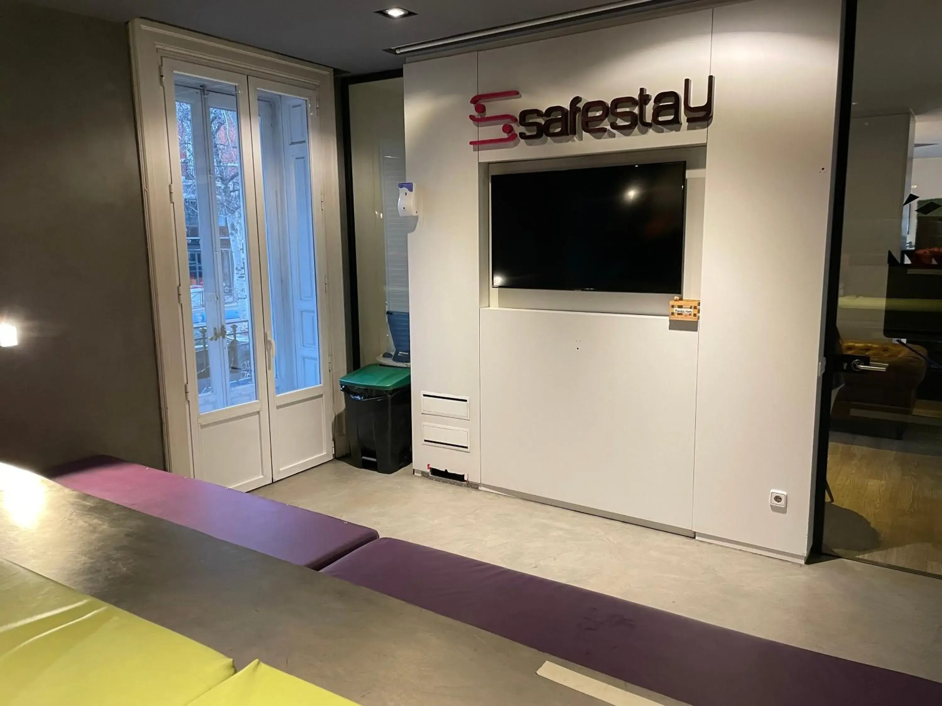 Area and facilities, TV/Entertainment Center in Safestay Madrid