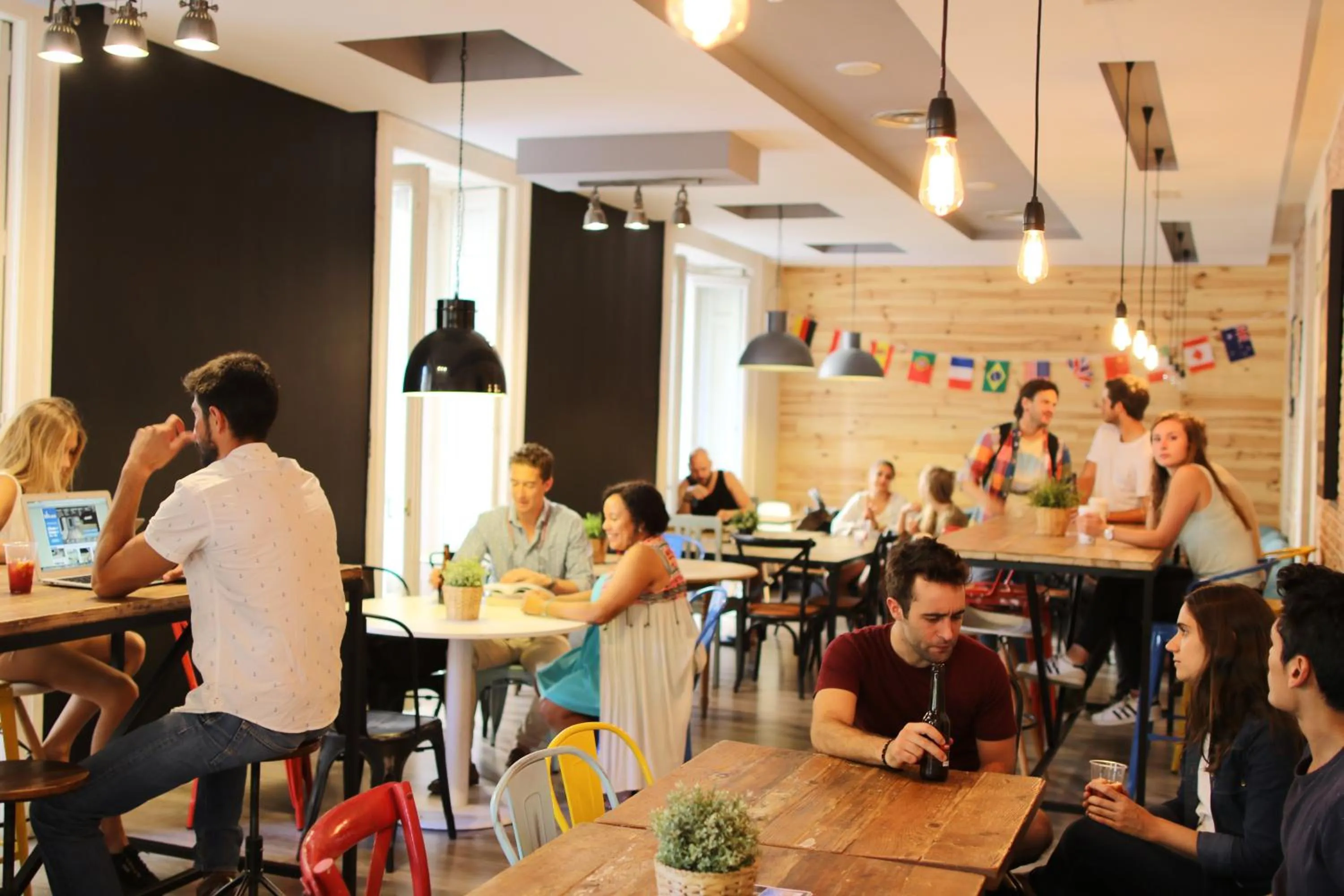 Lounge or bar in Safestay Madrid Central