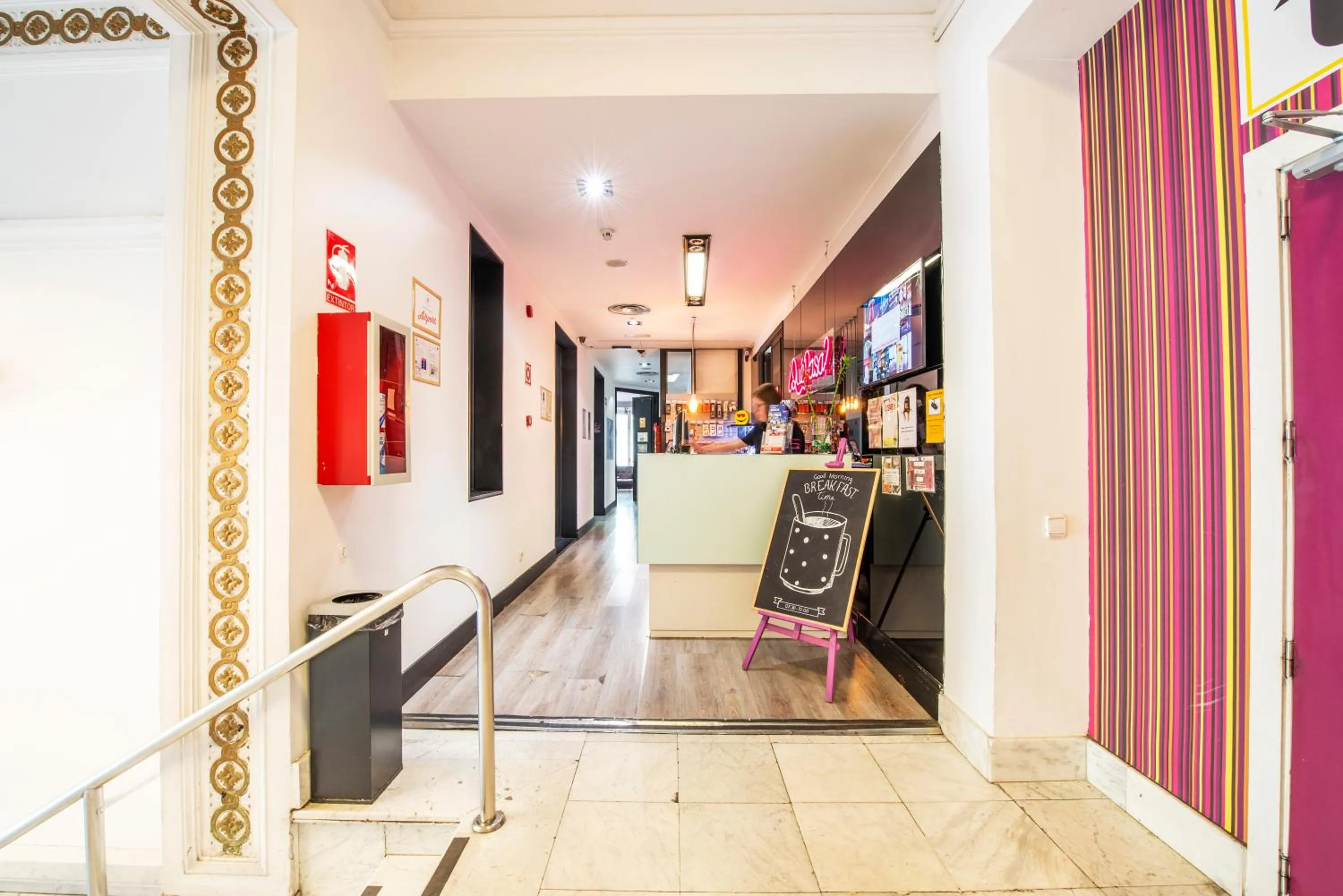 Lobby or reception in Safestay Madrid Central