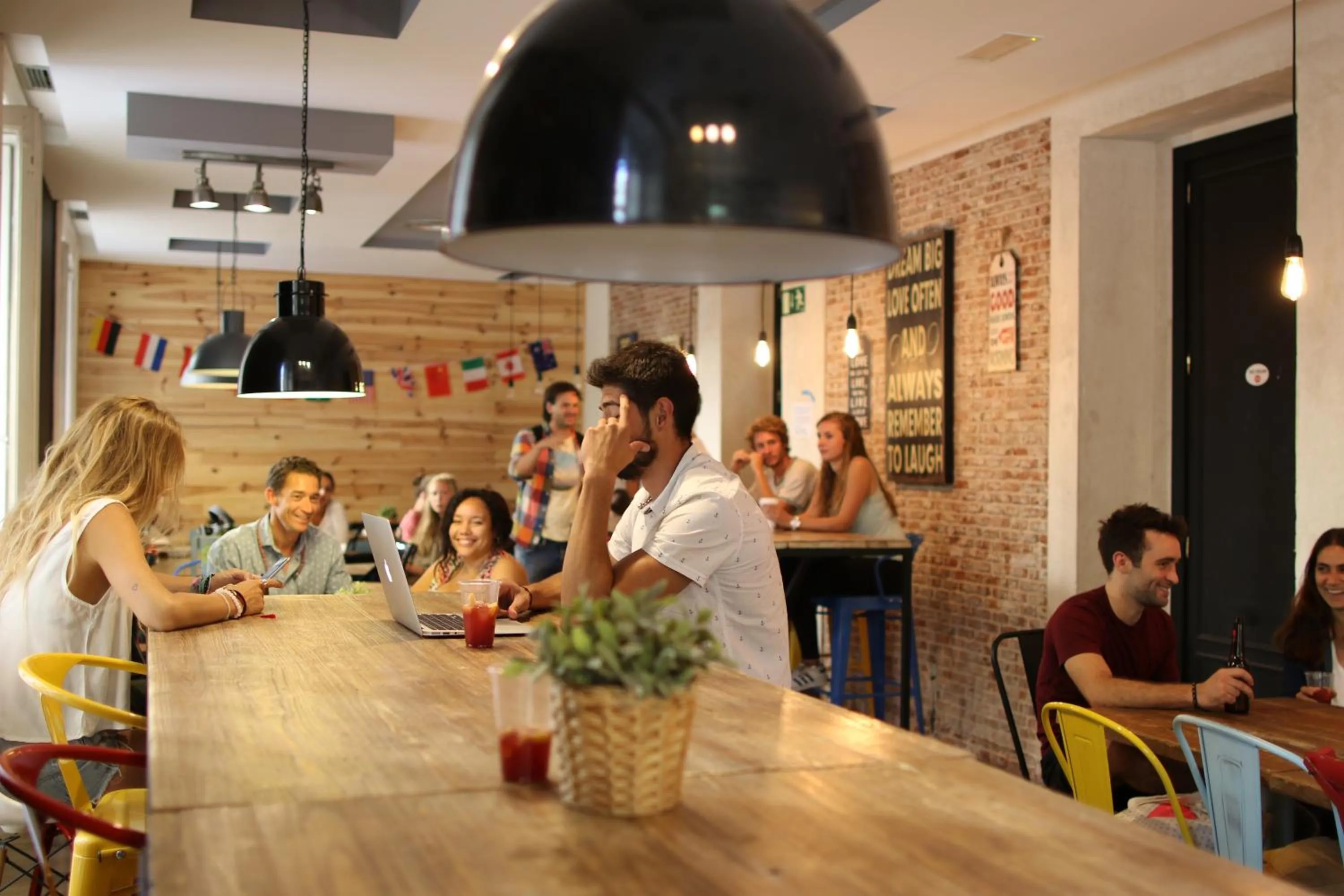 Lounge or bar in Safestay Madrid Central