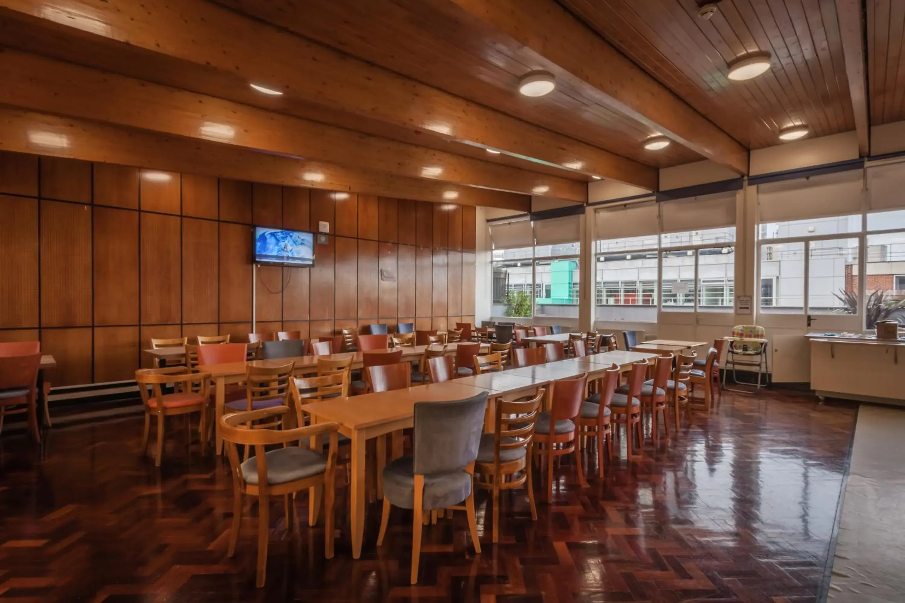 Restaurant/places to eat in LSE Carr-Saunders Hall Restaurant/places to eat in LSE Carr-Saunders Hall