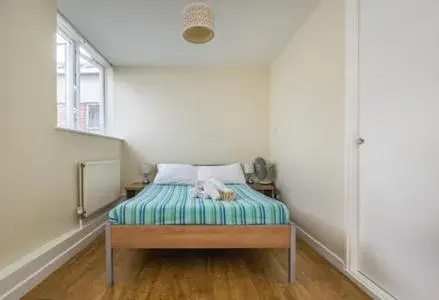 Bed in LSE Carr-Saunders Hall Bed in LSE Carr-Saunders Hall