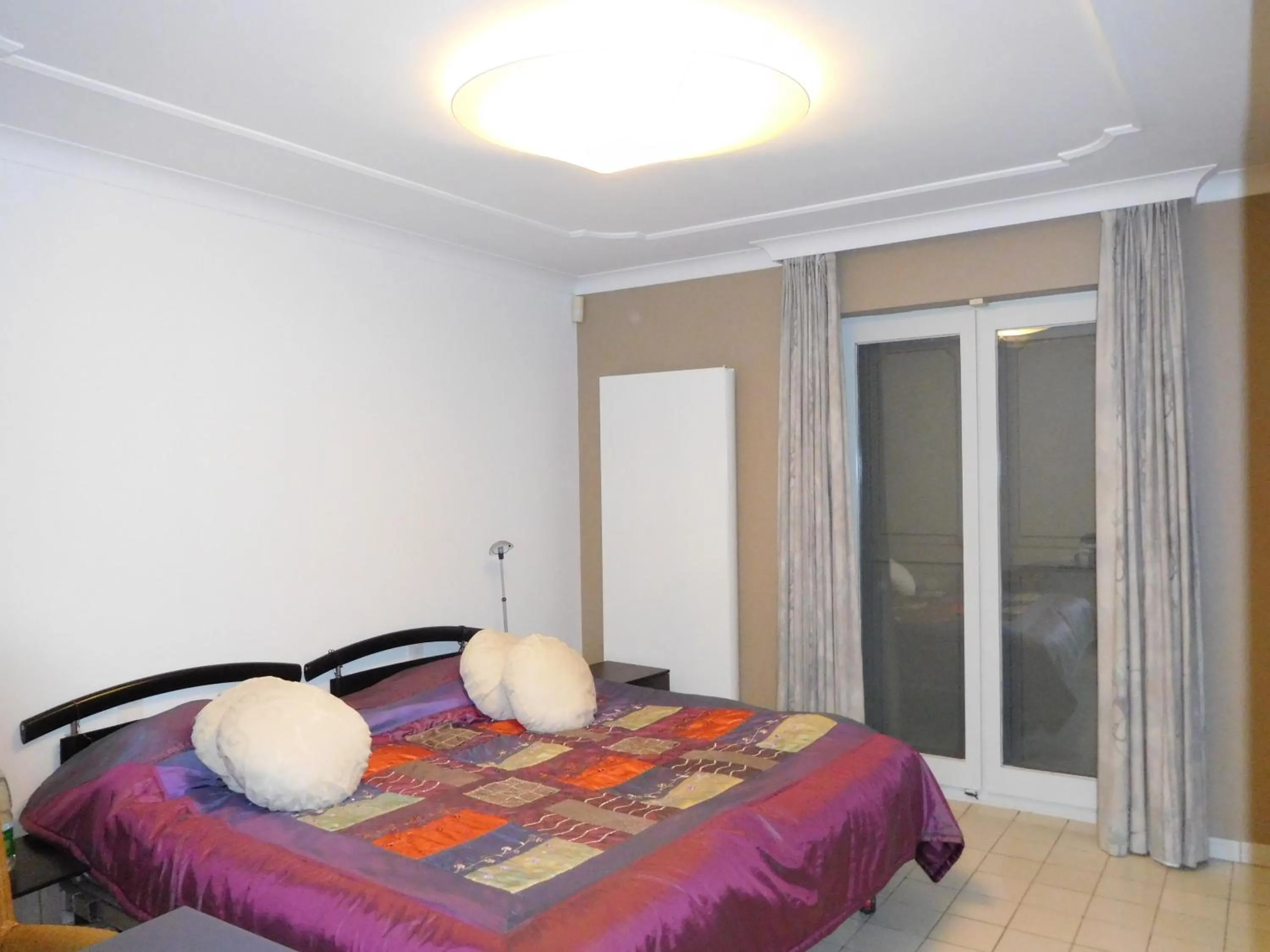 Bed in Suite Horatio