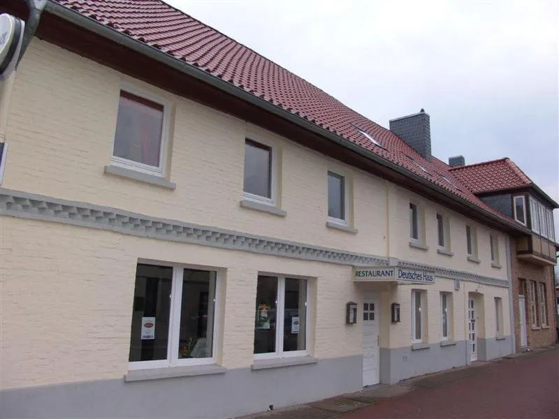 Facade/entrance in Deutsches Haus