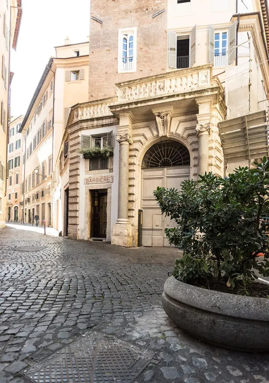 Property building in Navona Grand Suite Property building in Navona Grand Suite