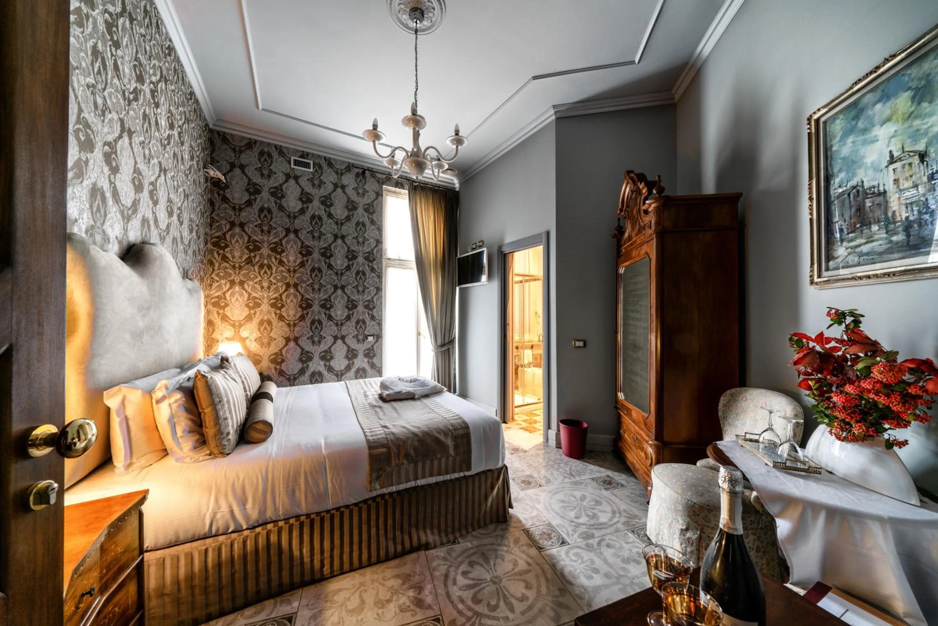 People, Bed in Navona Grand Suite