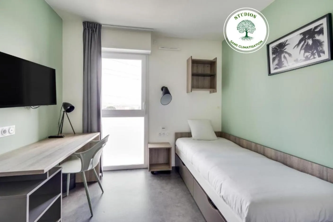 air conditioner, Bed in All Suites Appart Hôtel - Palaiseau - Massy TGV