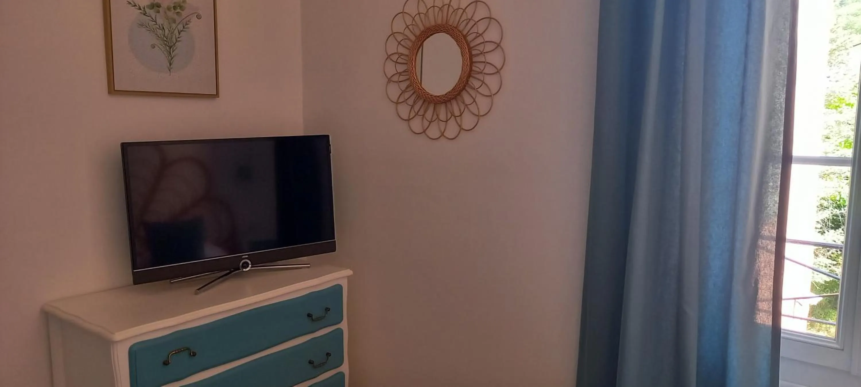 Bedroom in Hôtel Restaurant Notre Dame