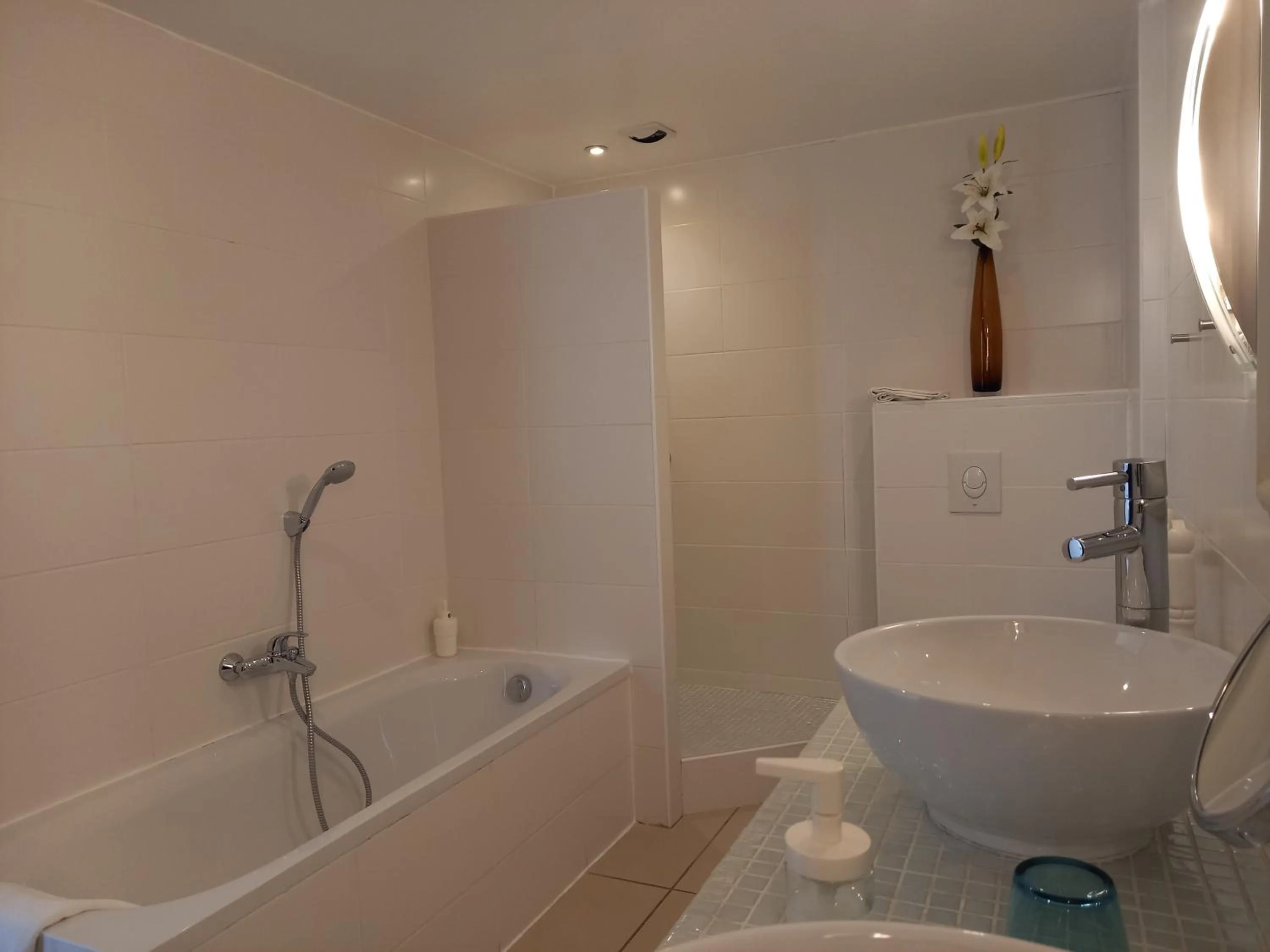 Bathroom in Hôtel Restaurant Notre Dame