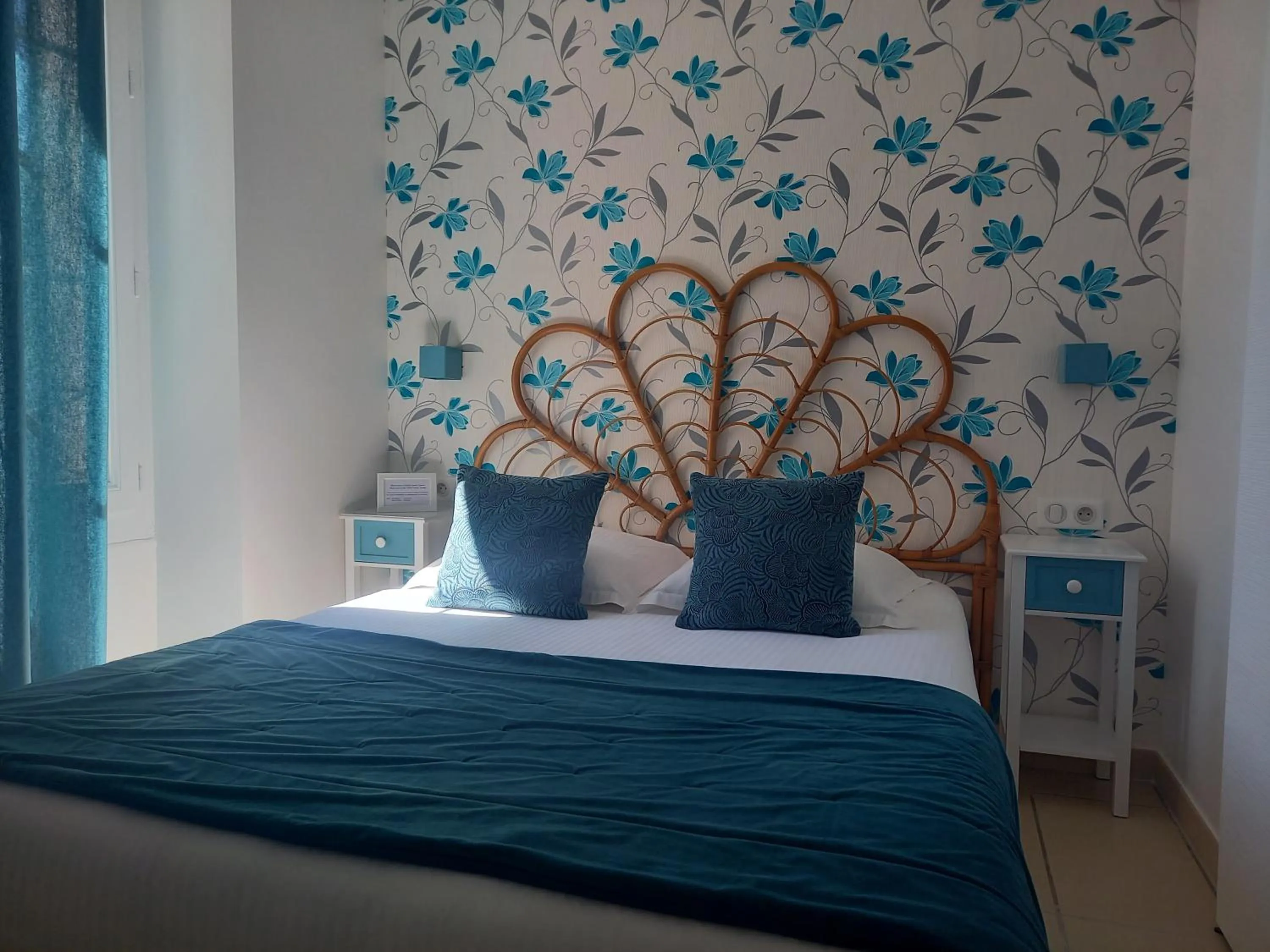 Bedroom, Bed in Hôtel Restaurant Notre Dame