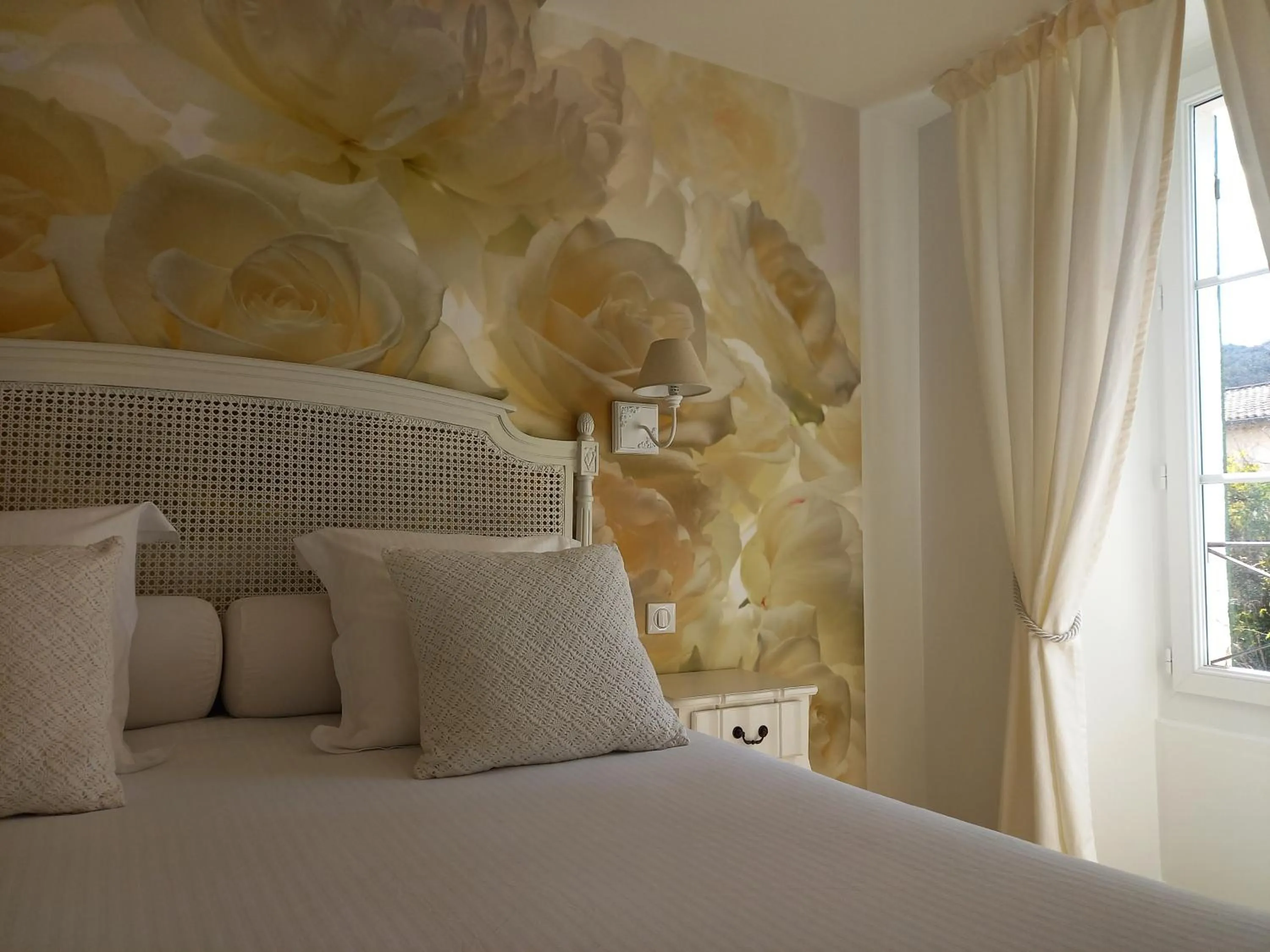 Bed in Hôtel Restaurant Notre Dame