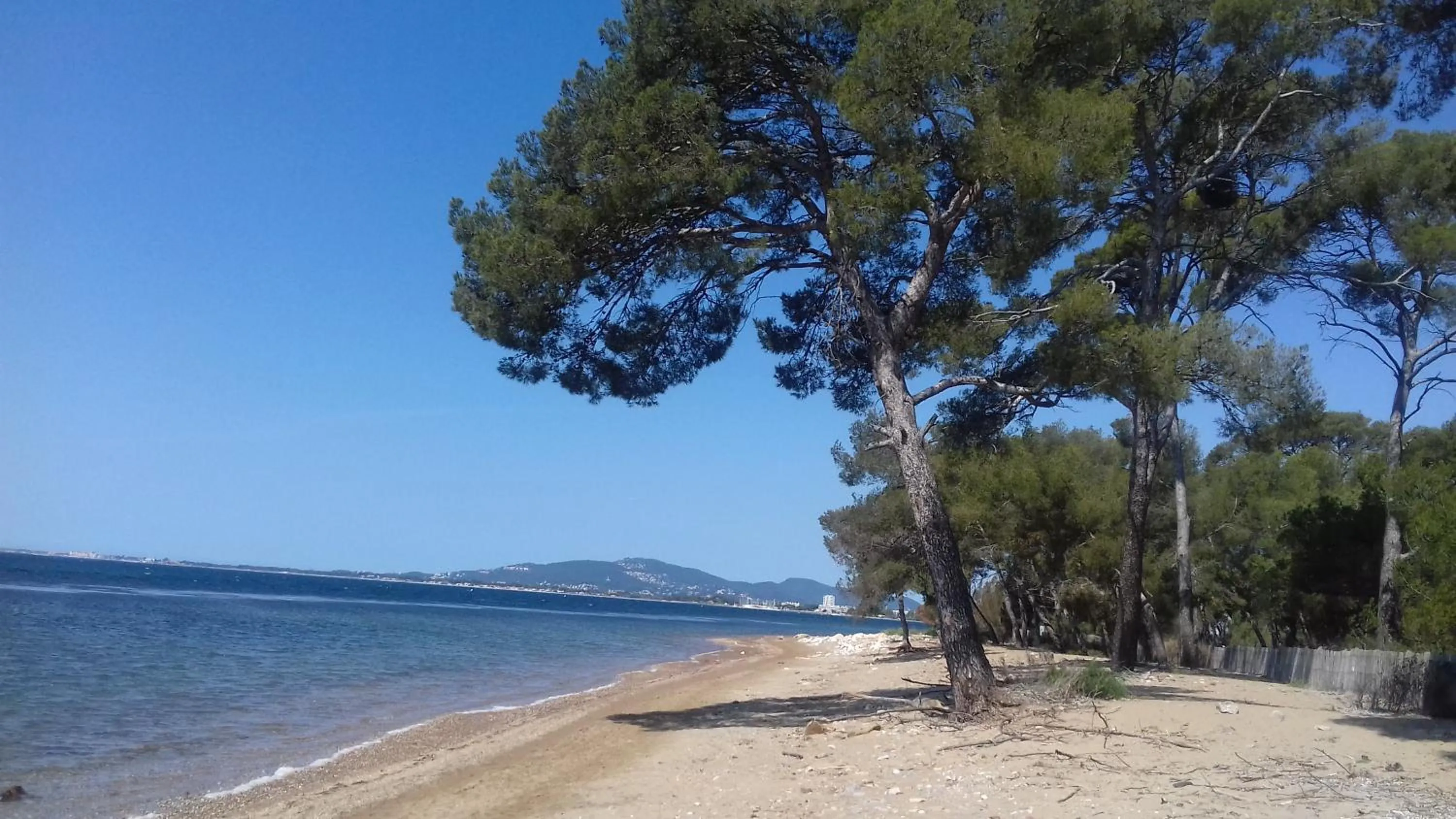 Beach in Hôtel Restaurant Notre Dame