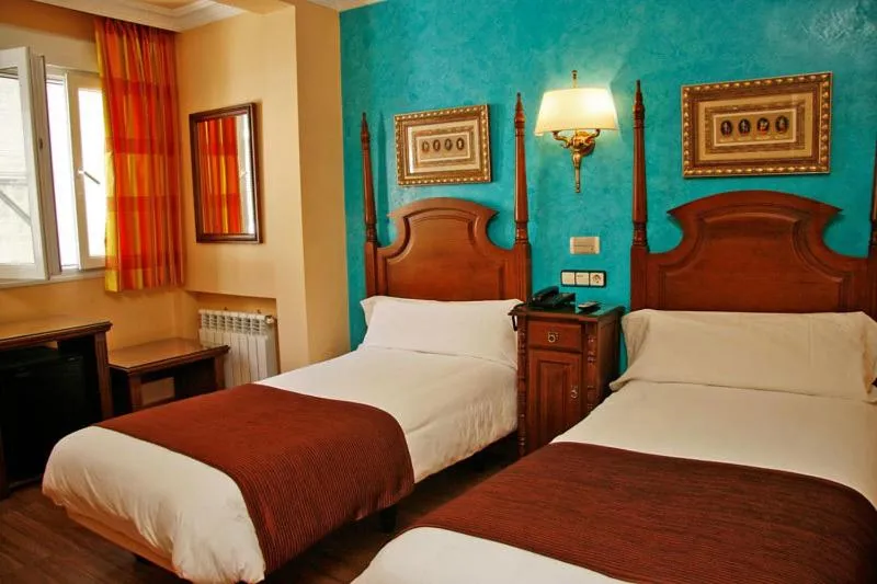 Bed in Hostal Victoria I