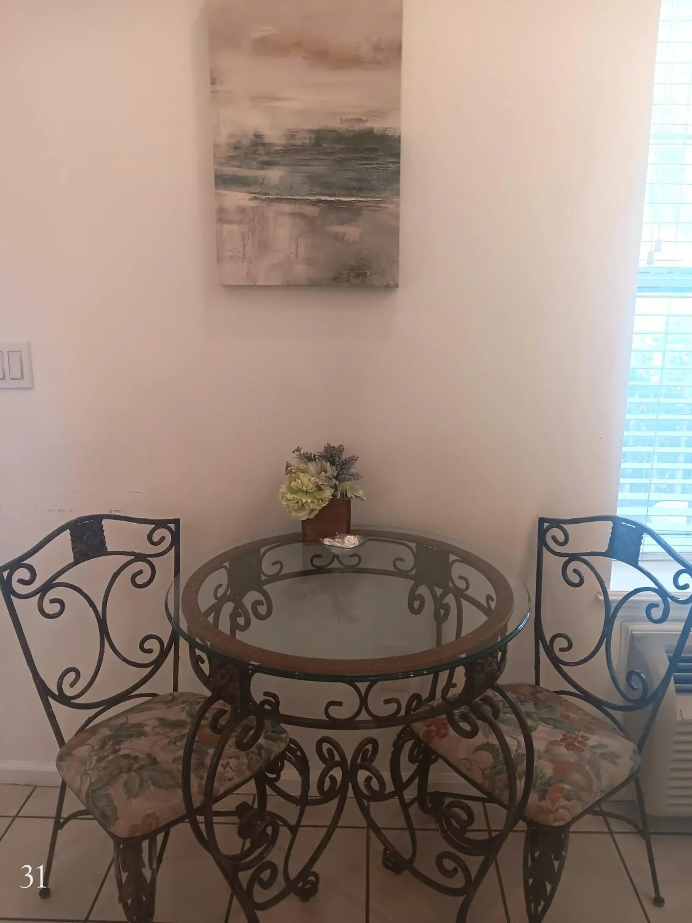 The Cozy Inn The Cozy Inn