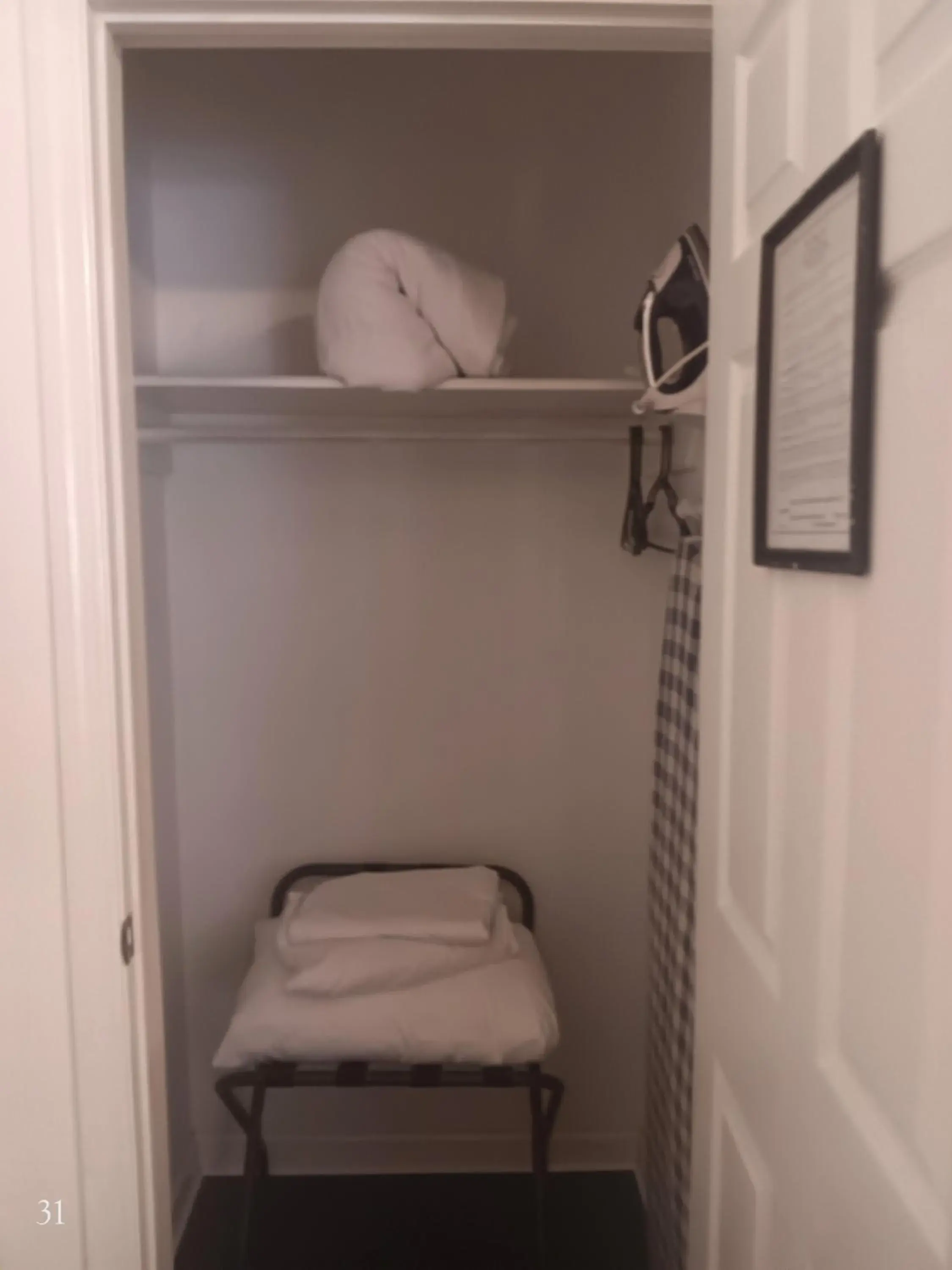 The Cozy Inn The Cozy Inn