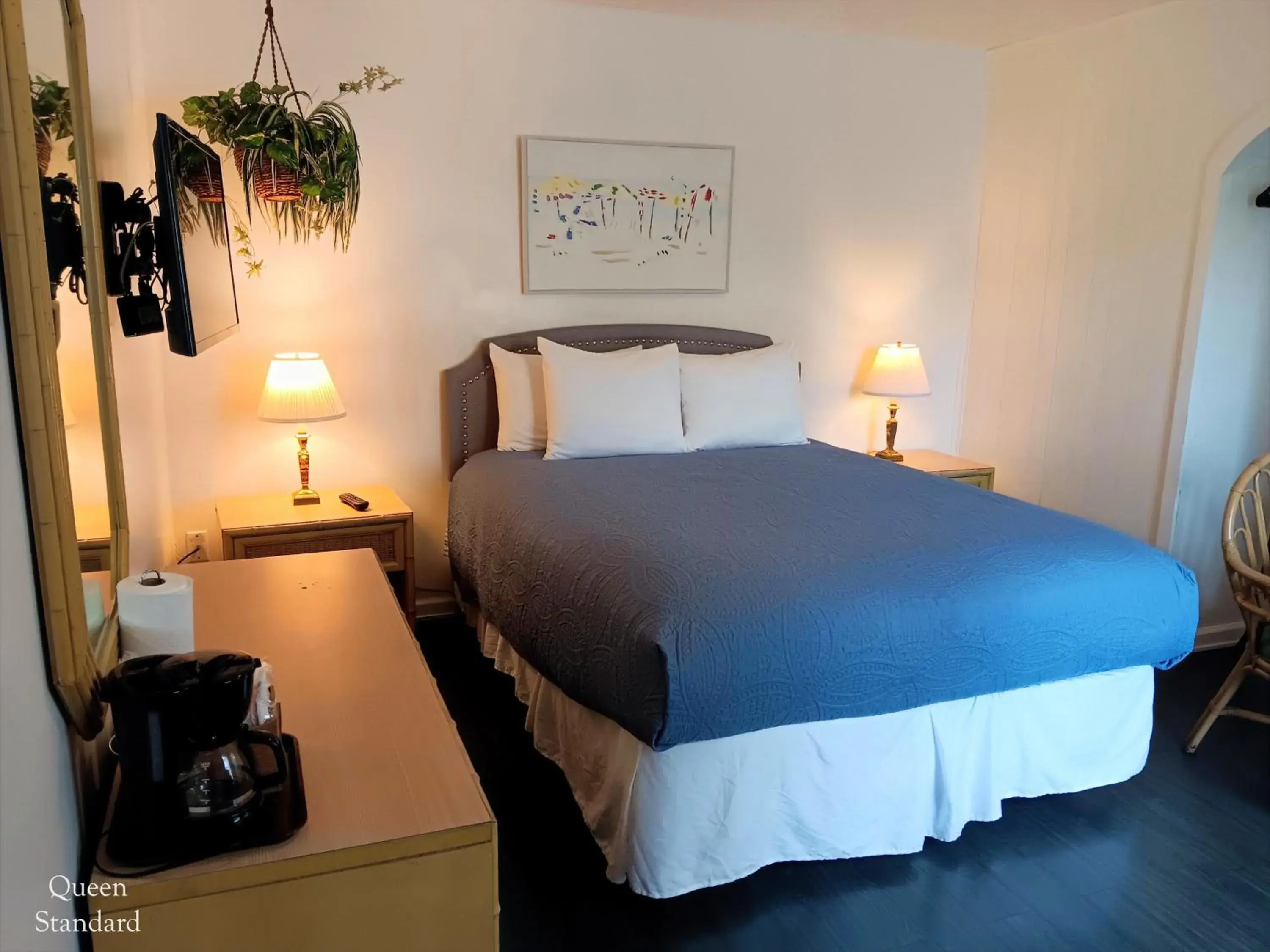 Bed in The Cozy Inn Bed in The Cozy Inn