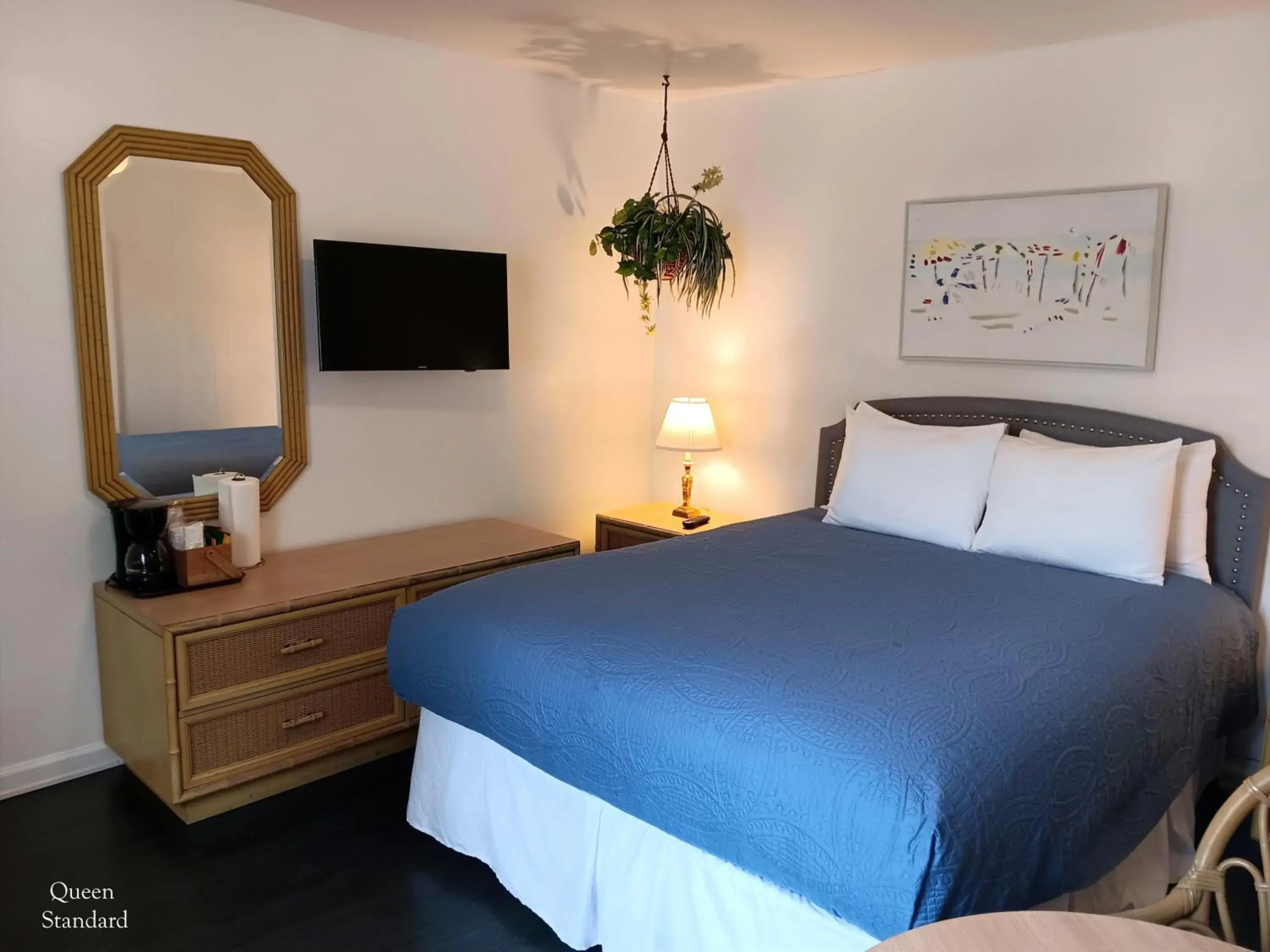 Bed in The Cozy Inn Bed in The Cozy Inn