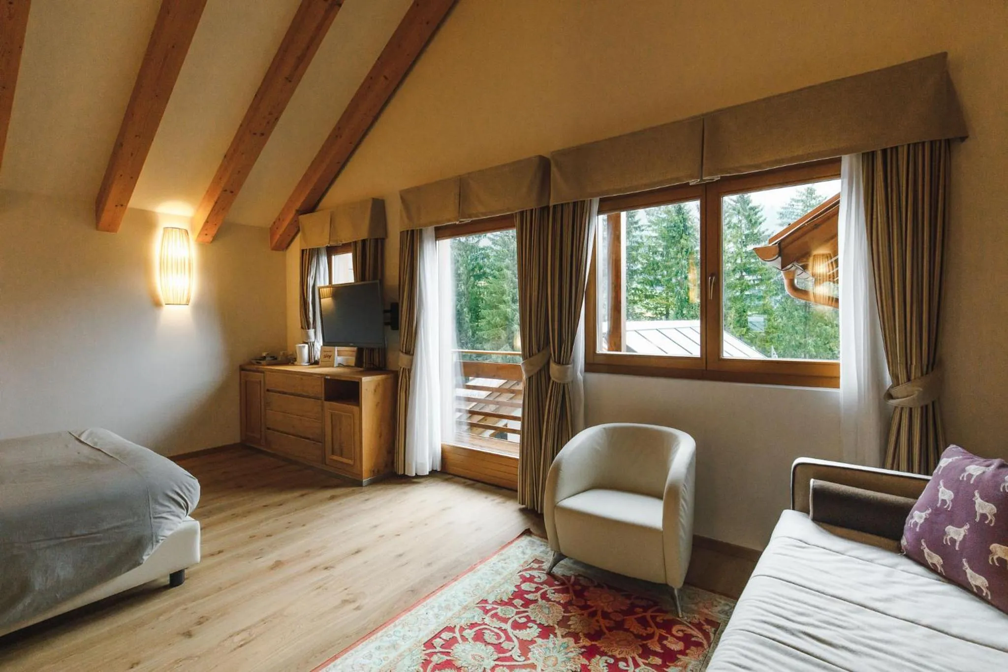 Photo of the whole room, Bed in Sayonara Nature & Wellness Hotel