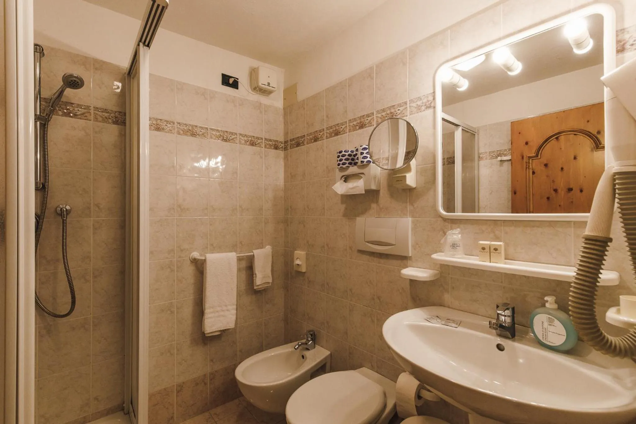 Bathroom in Sayonara Nature & Wellness Hotel
