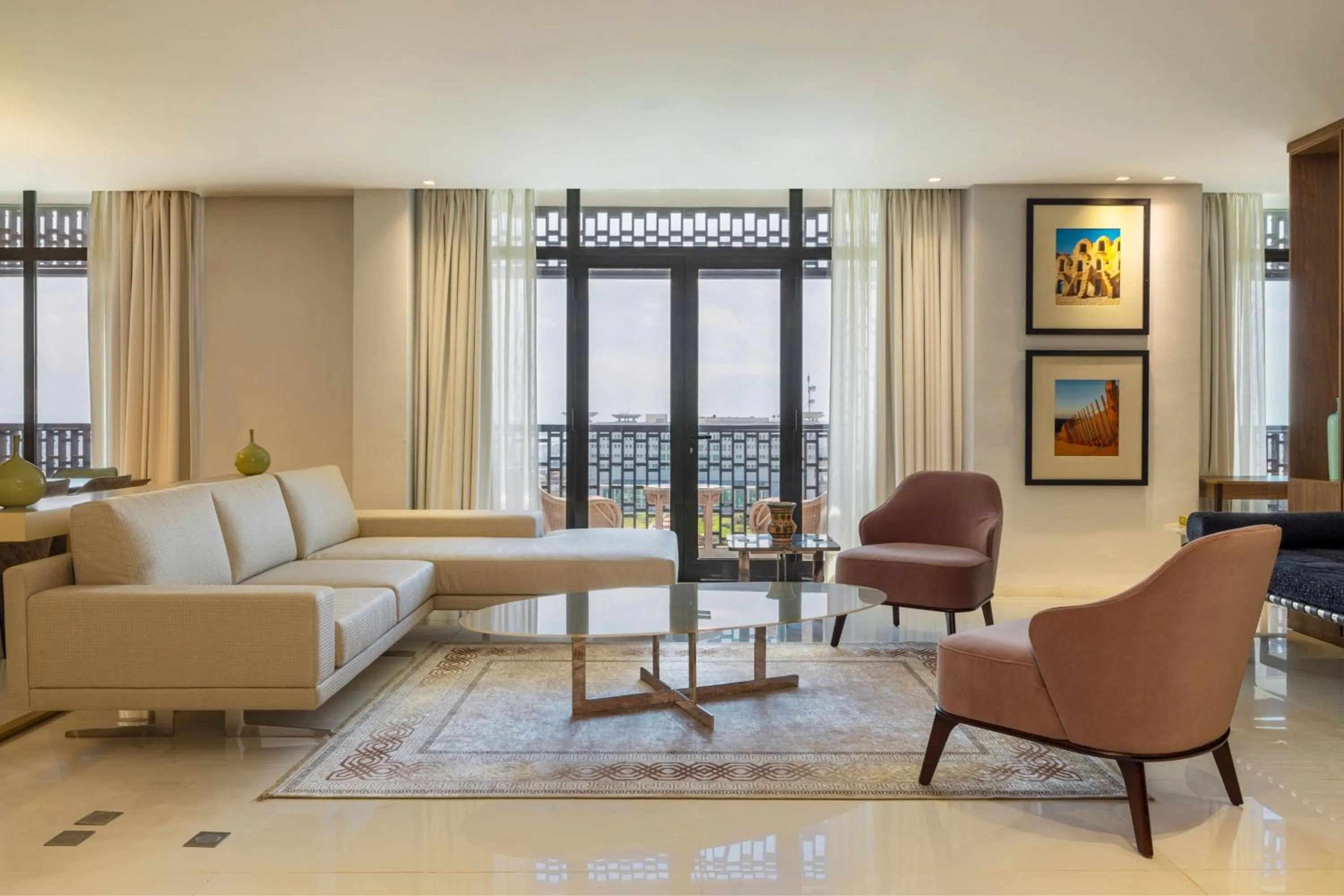 Living room in Sheraton Tunis Hotel