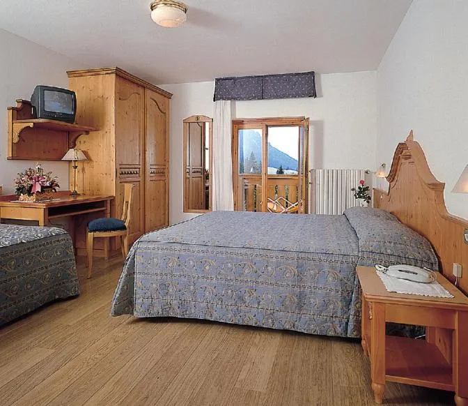 Hotel Jolanda