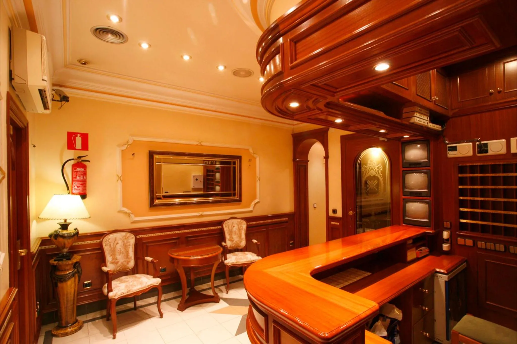 Lobby or reception in Hostal Victoria II