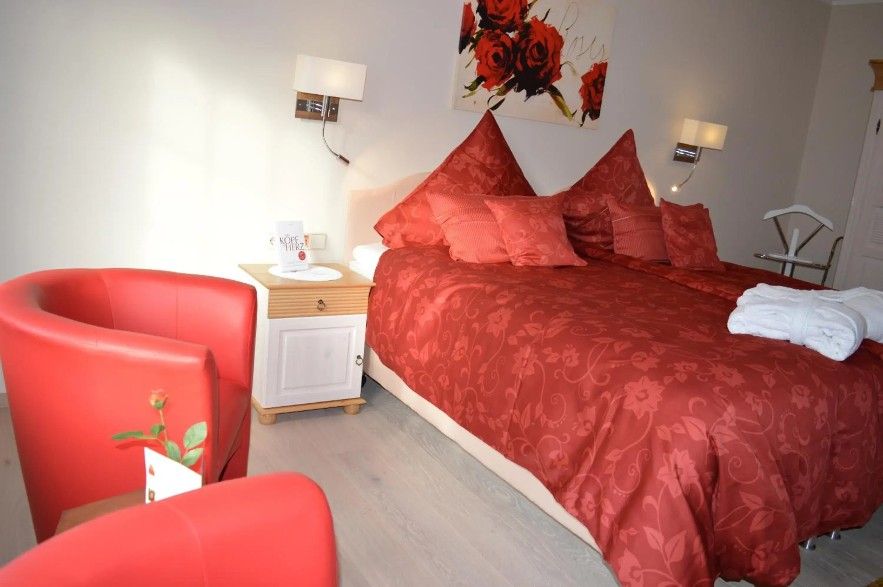 Suite with Balcony in Luxus Suite Engel inklusive THERMEplus Suite with Balcony in Luxus Suite Engel inklusive THERMEplus