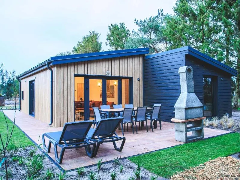 Four-Bedroom Apartment in Vakantiepark Slagharen