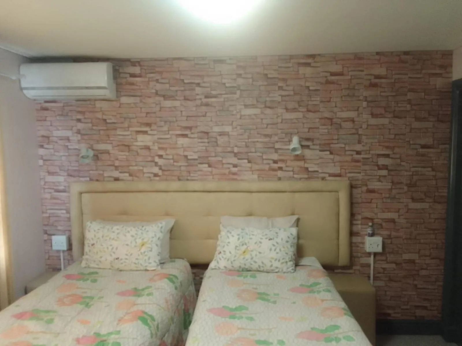 Bed in Camdene Guesthouse